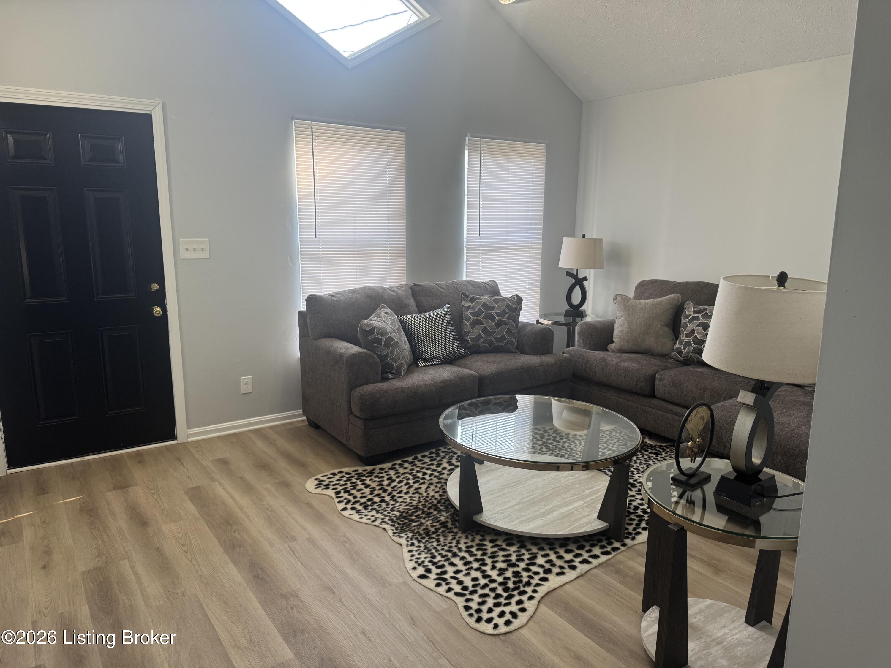 2917 W Muhammad Ali Blvd Property Photo 4