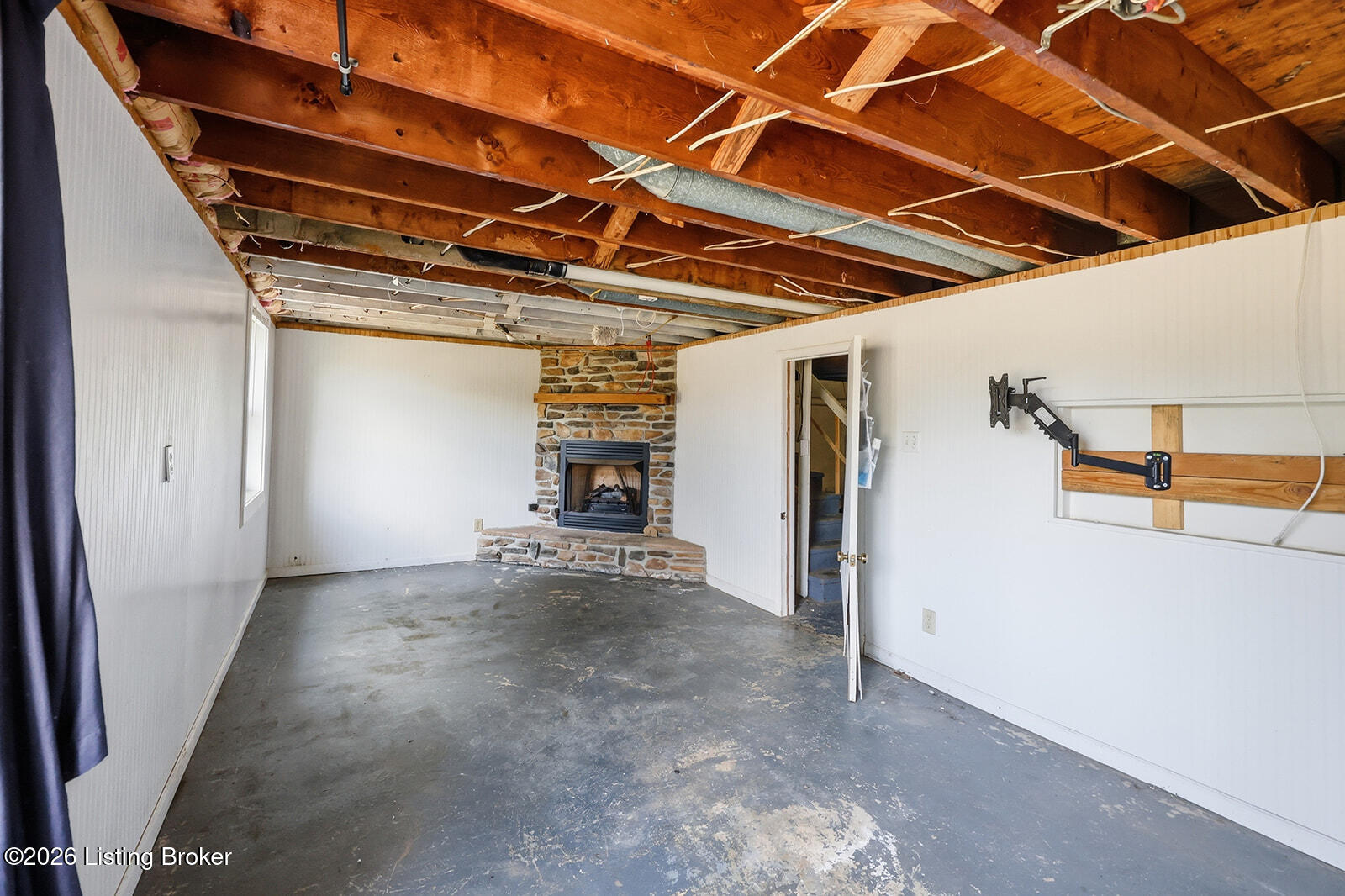 309 High St Property Photo 4