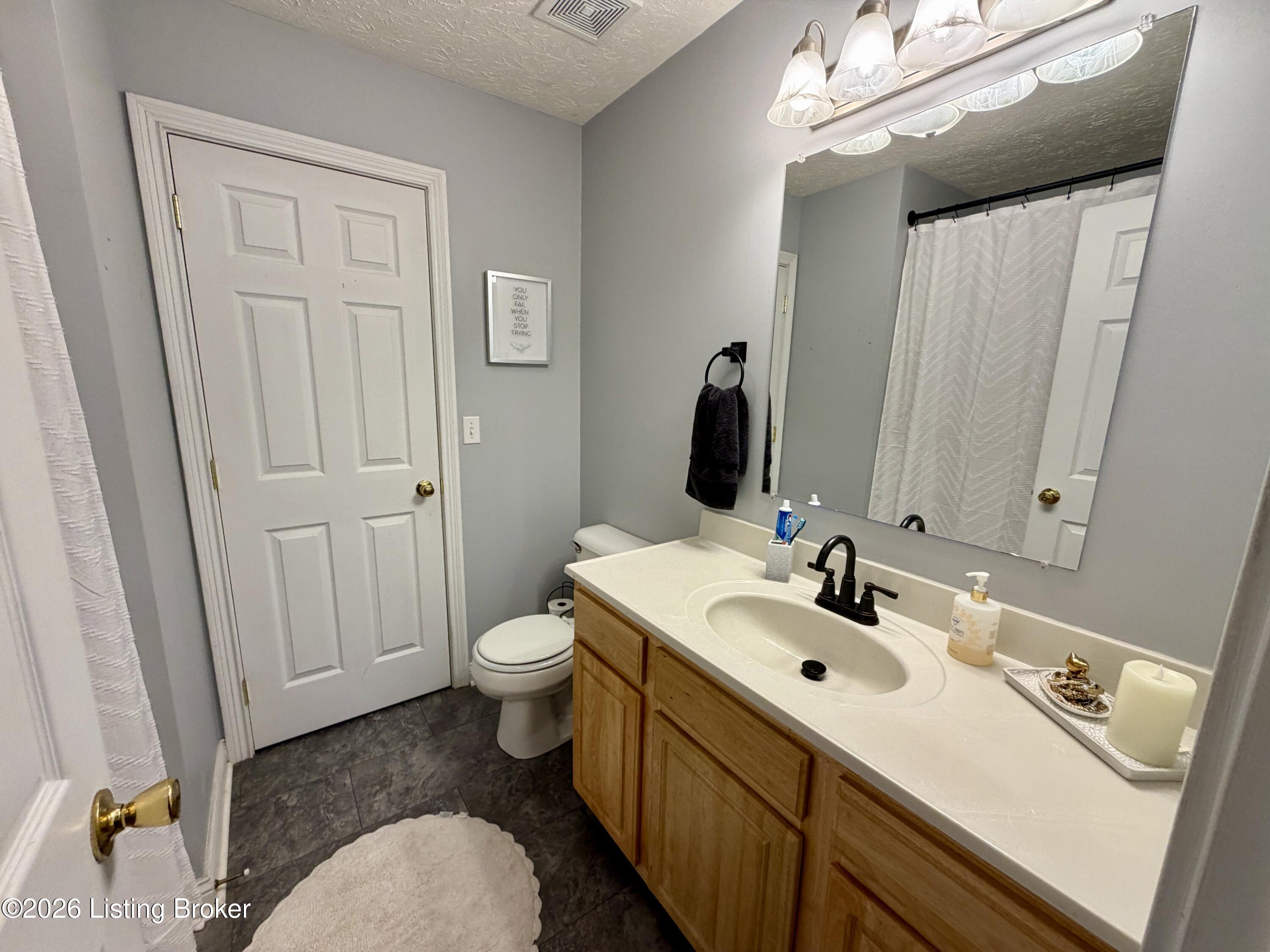 119 Tulip Dr Property Photo 15