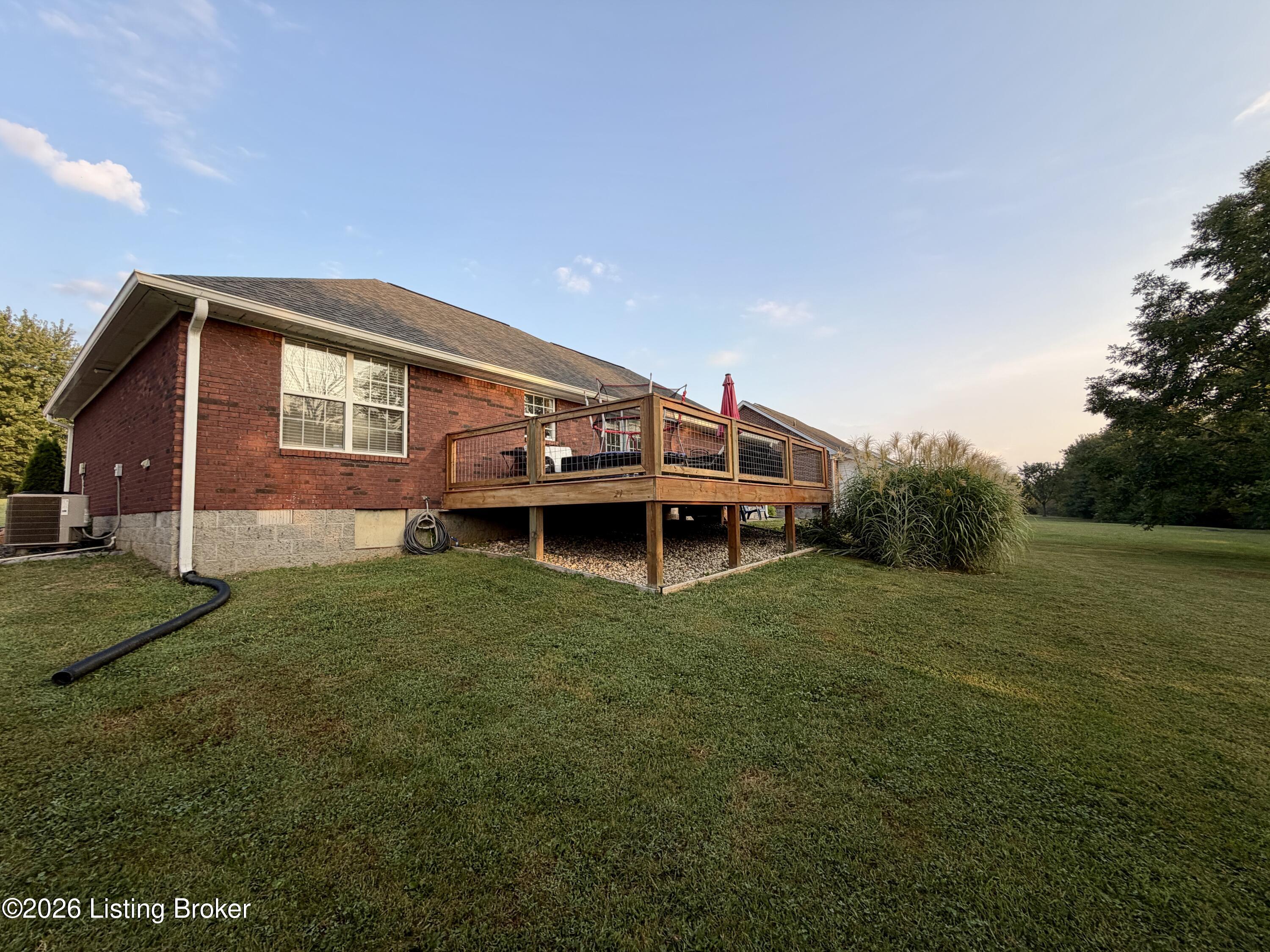 119 Tulip Dr Property Photo 36
