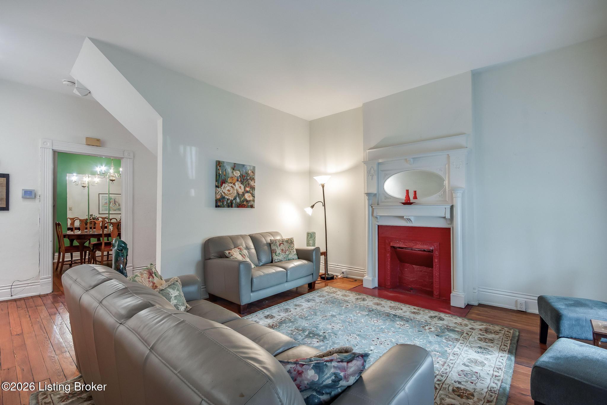1218 S Floyd St Property Photo 13
