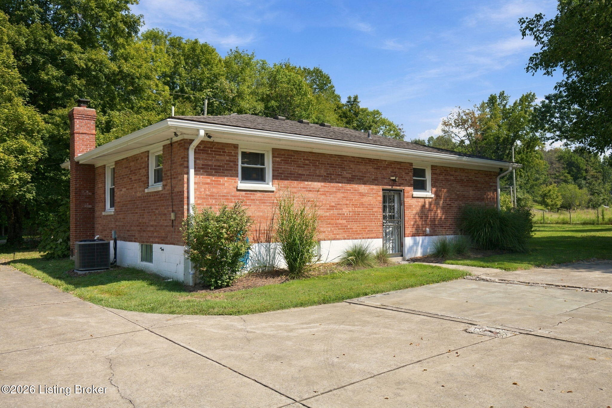 12402 Saw Mill Rd Property Photo 43