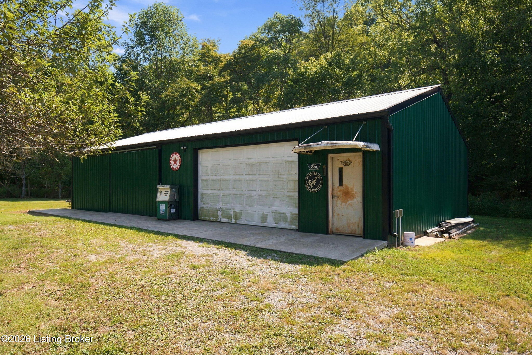 12402 Saw Mill Rd Property Photo 45