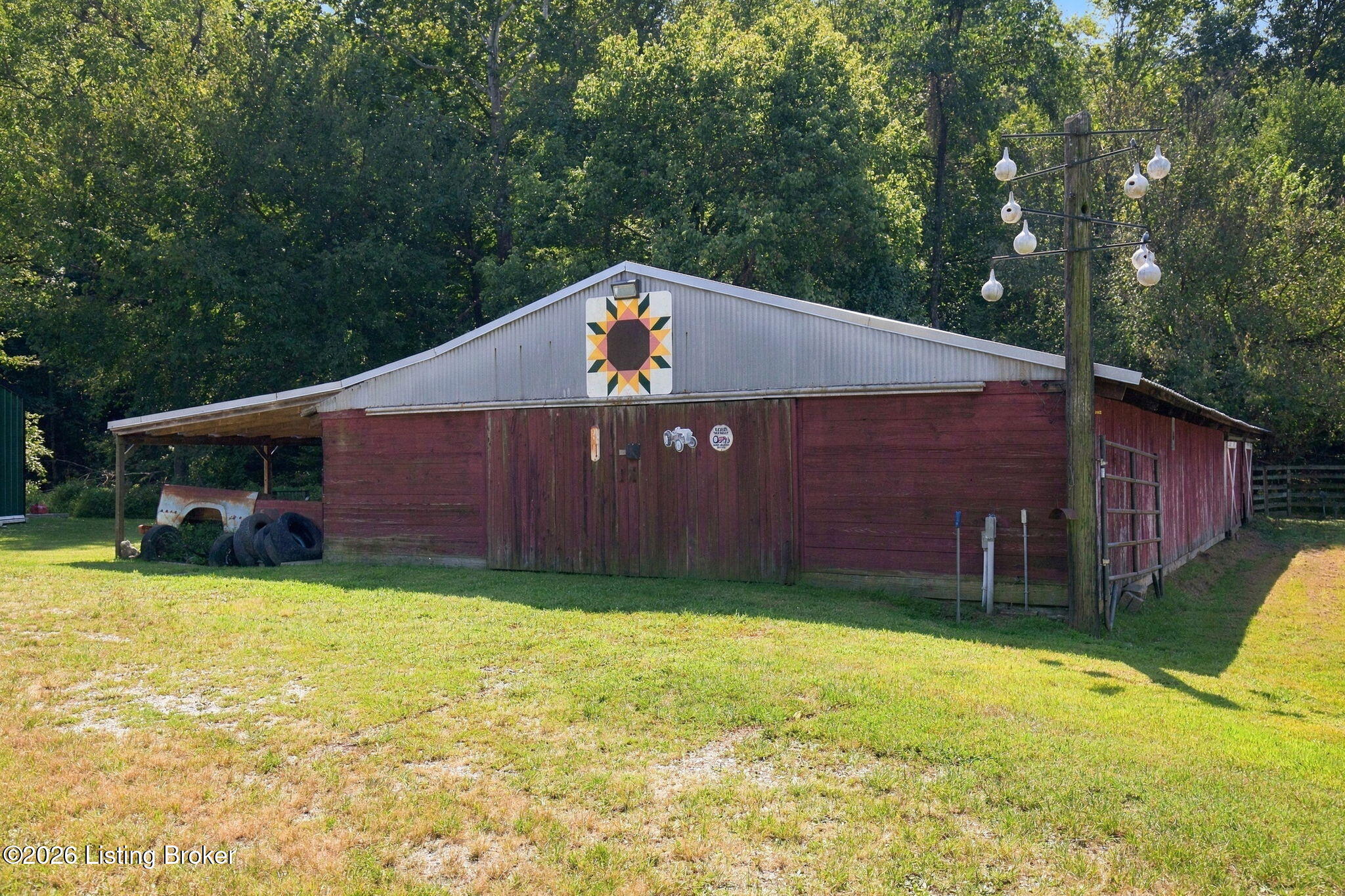 12402 Saw Mill Rd Property Photo 52