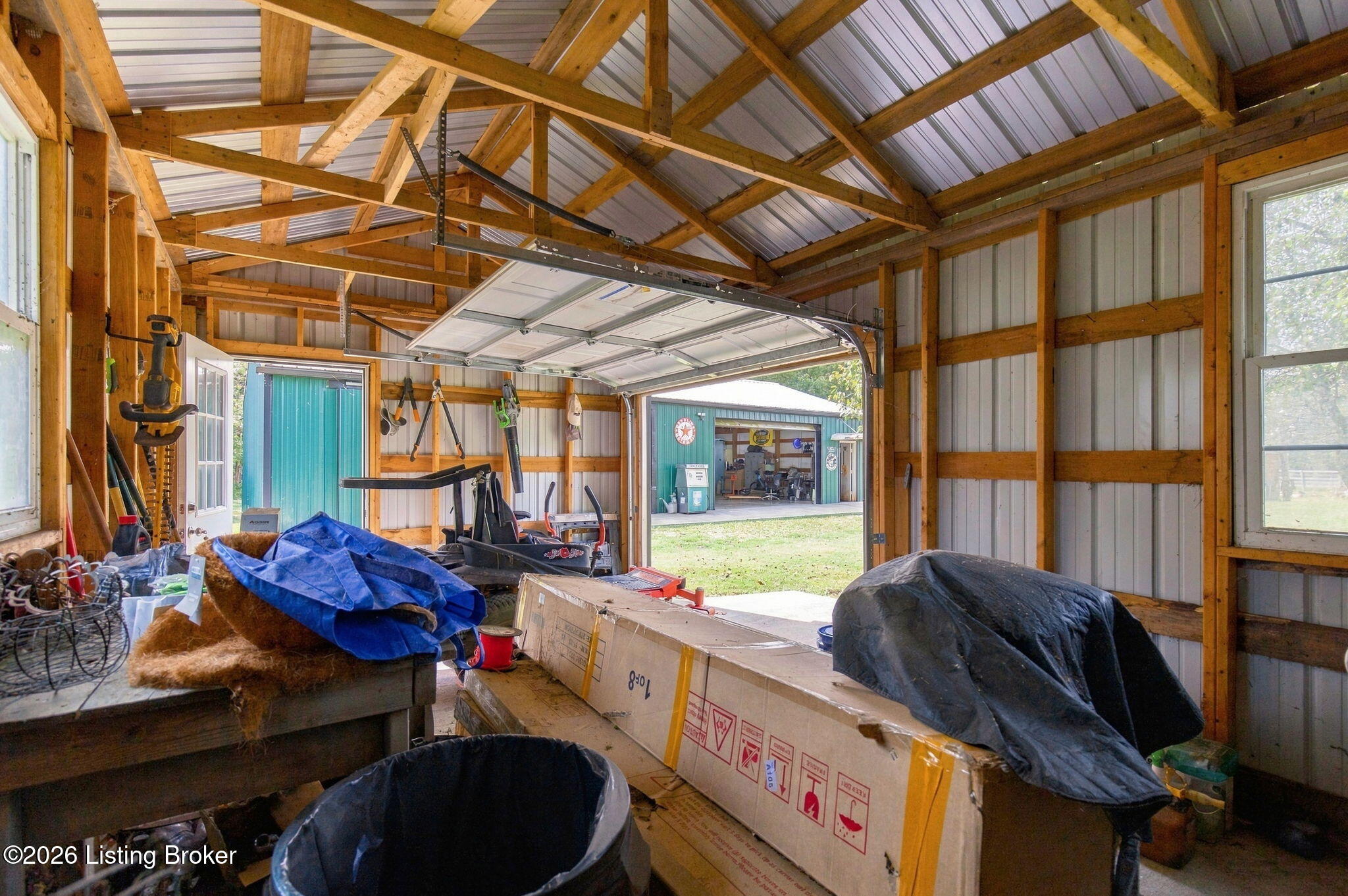 12402 Saw Mill Rd Property Photo 65