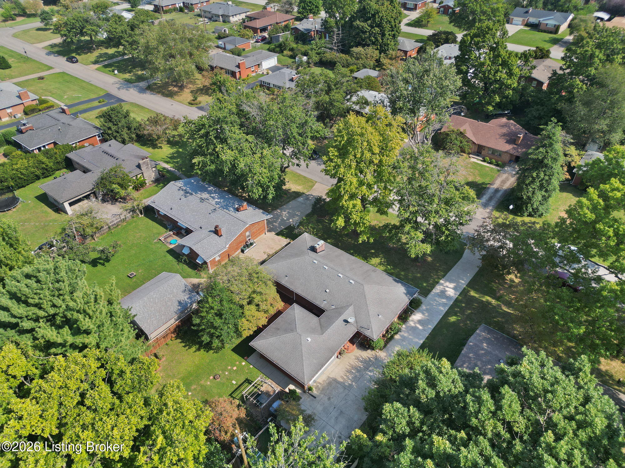 1902 Wesley Ave Property Photo 55