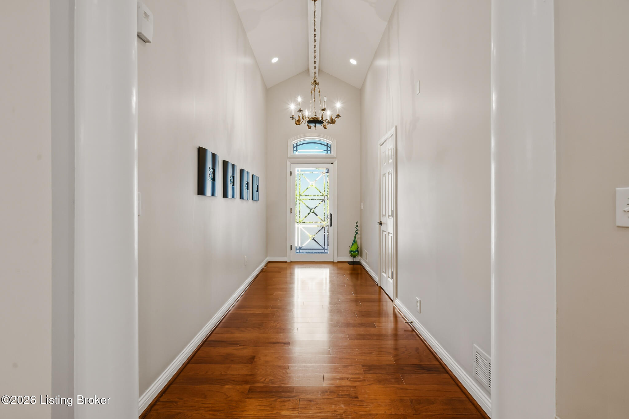 2601 Alia Cir Property Photo 4
