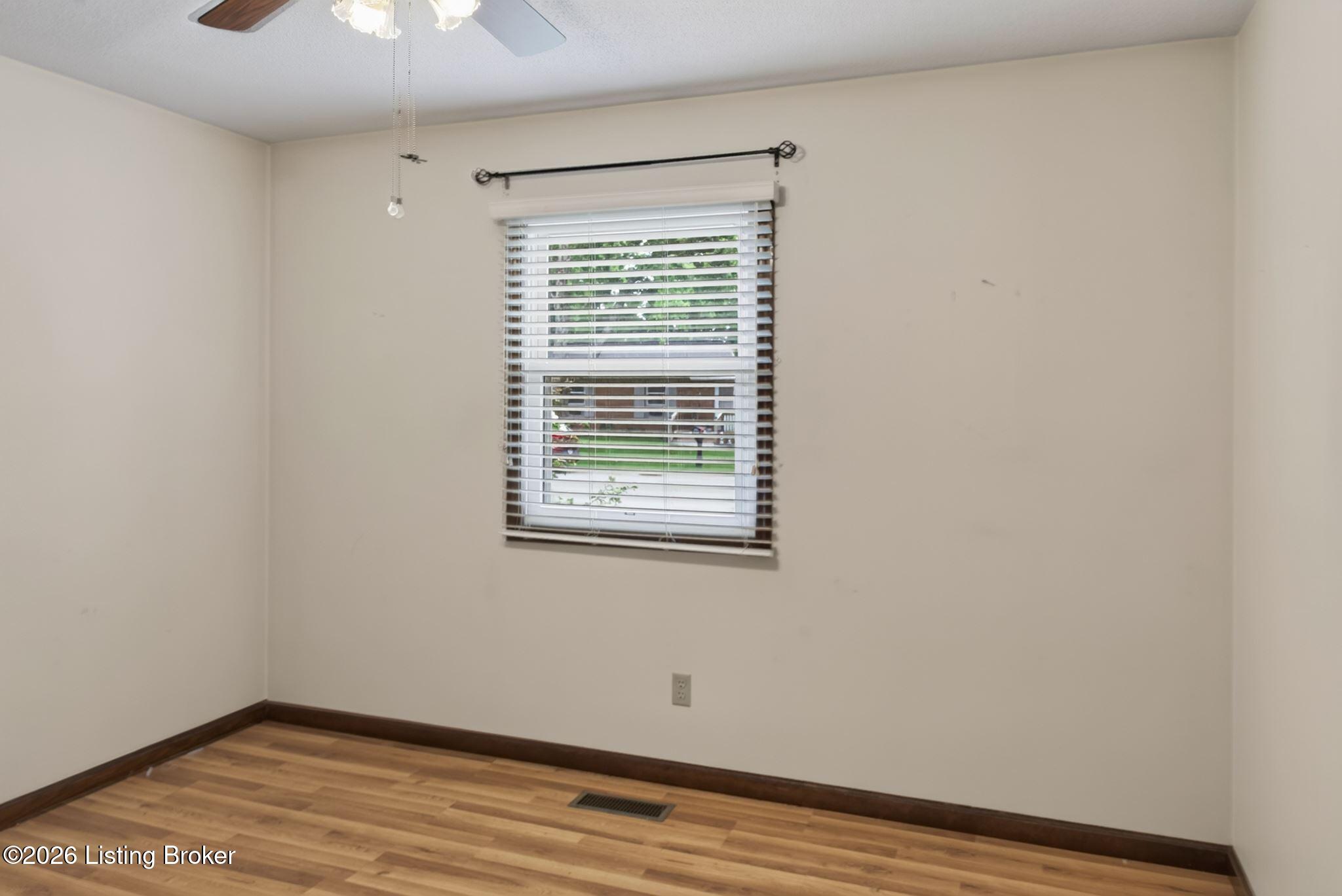 410 Mouser St Property Photo 26