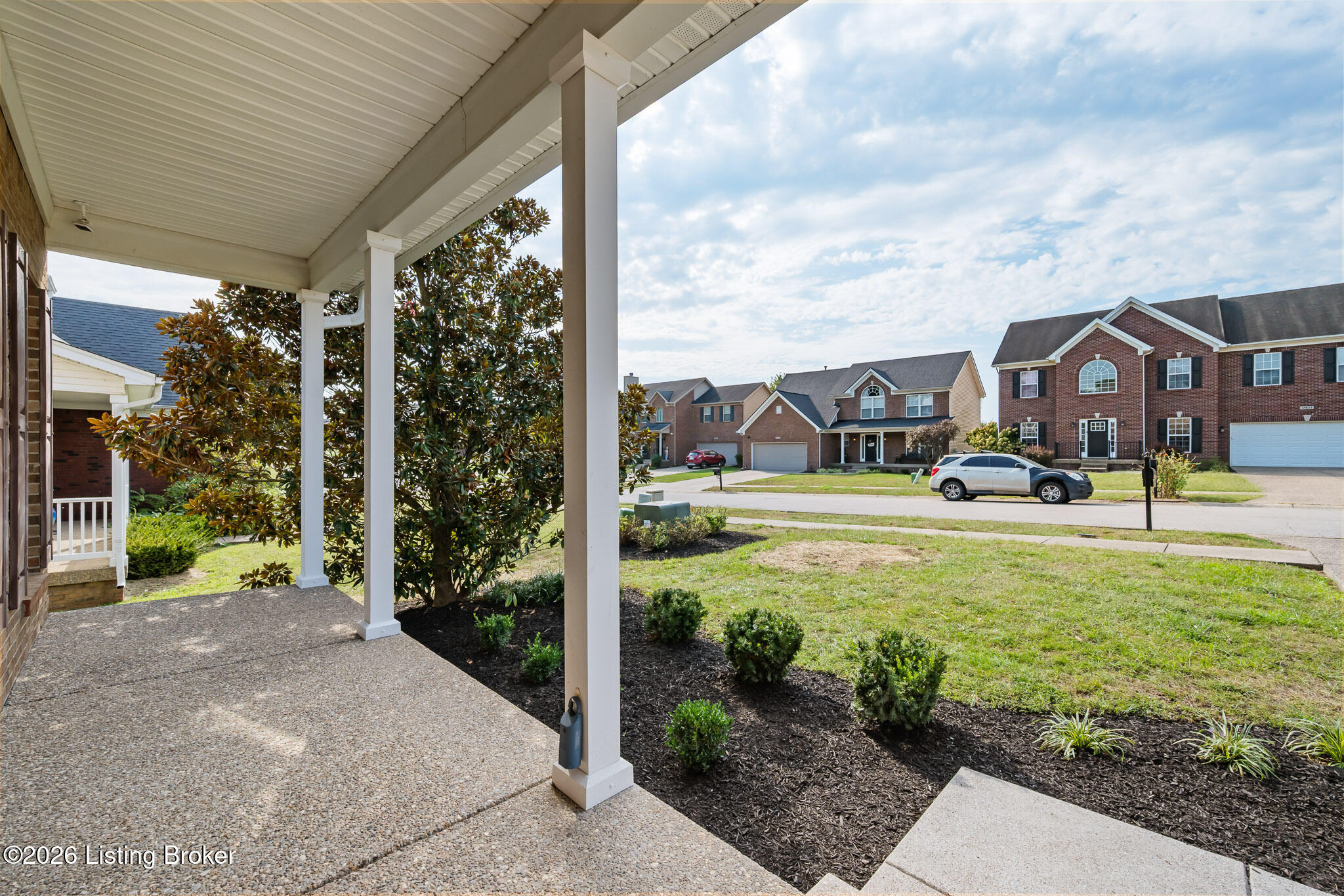 17834 Birch Bend Cir Property Photo 4