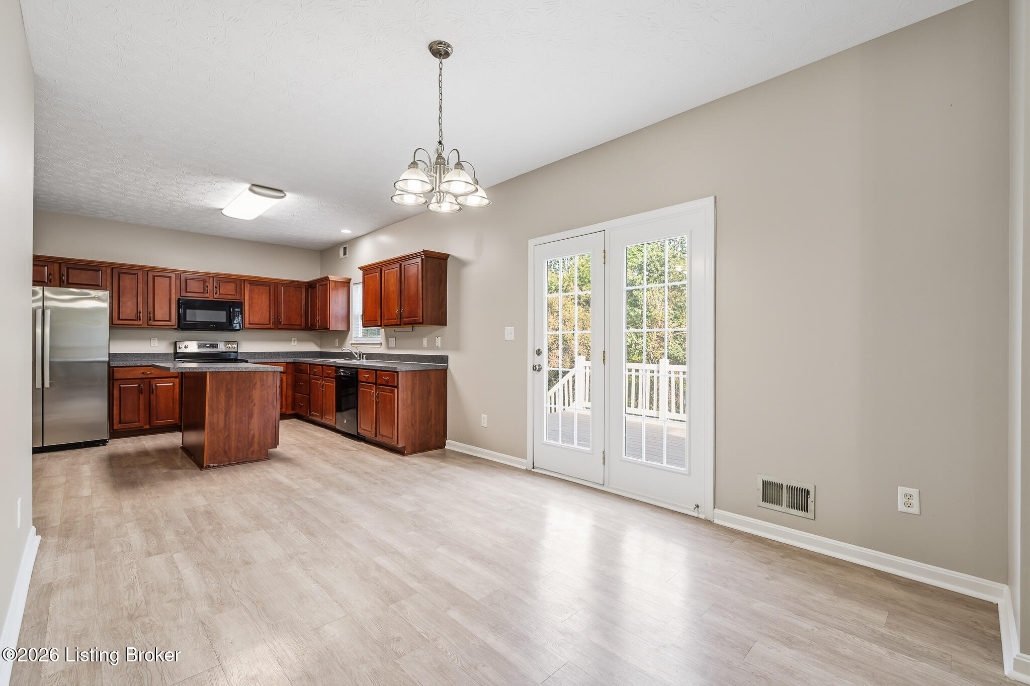 17834 Birch Bend Cir Property Photo 15