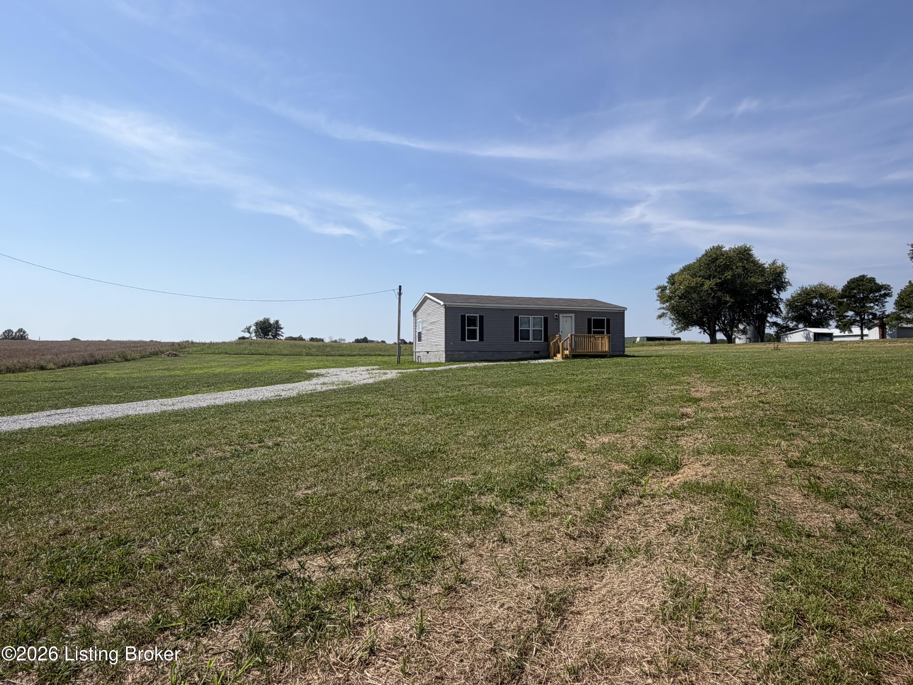 2059 Us-60 Property Photo 6