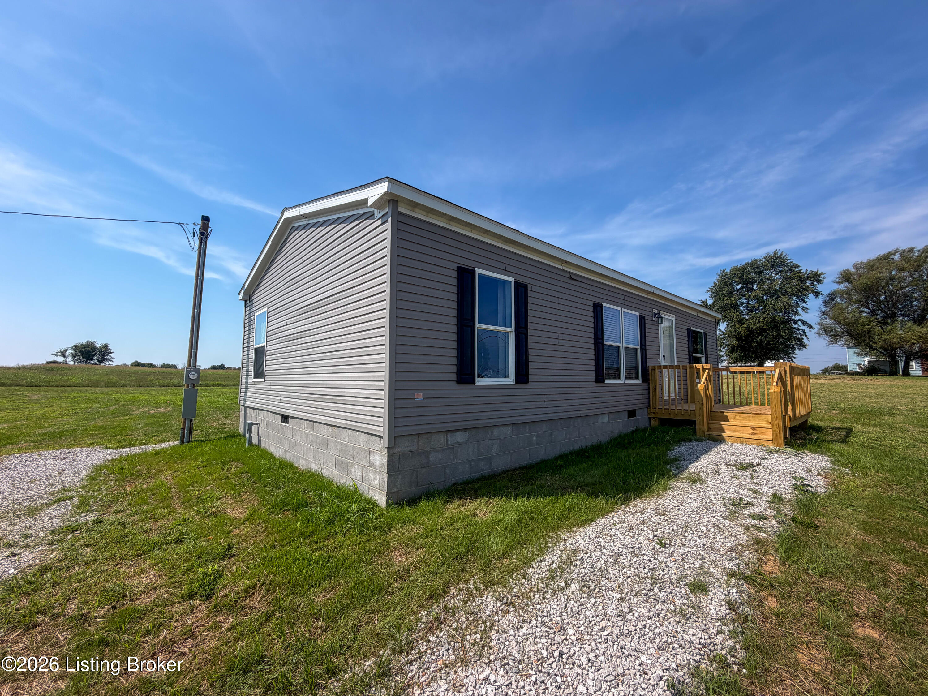 2059 Us-60 Property Photo 8