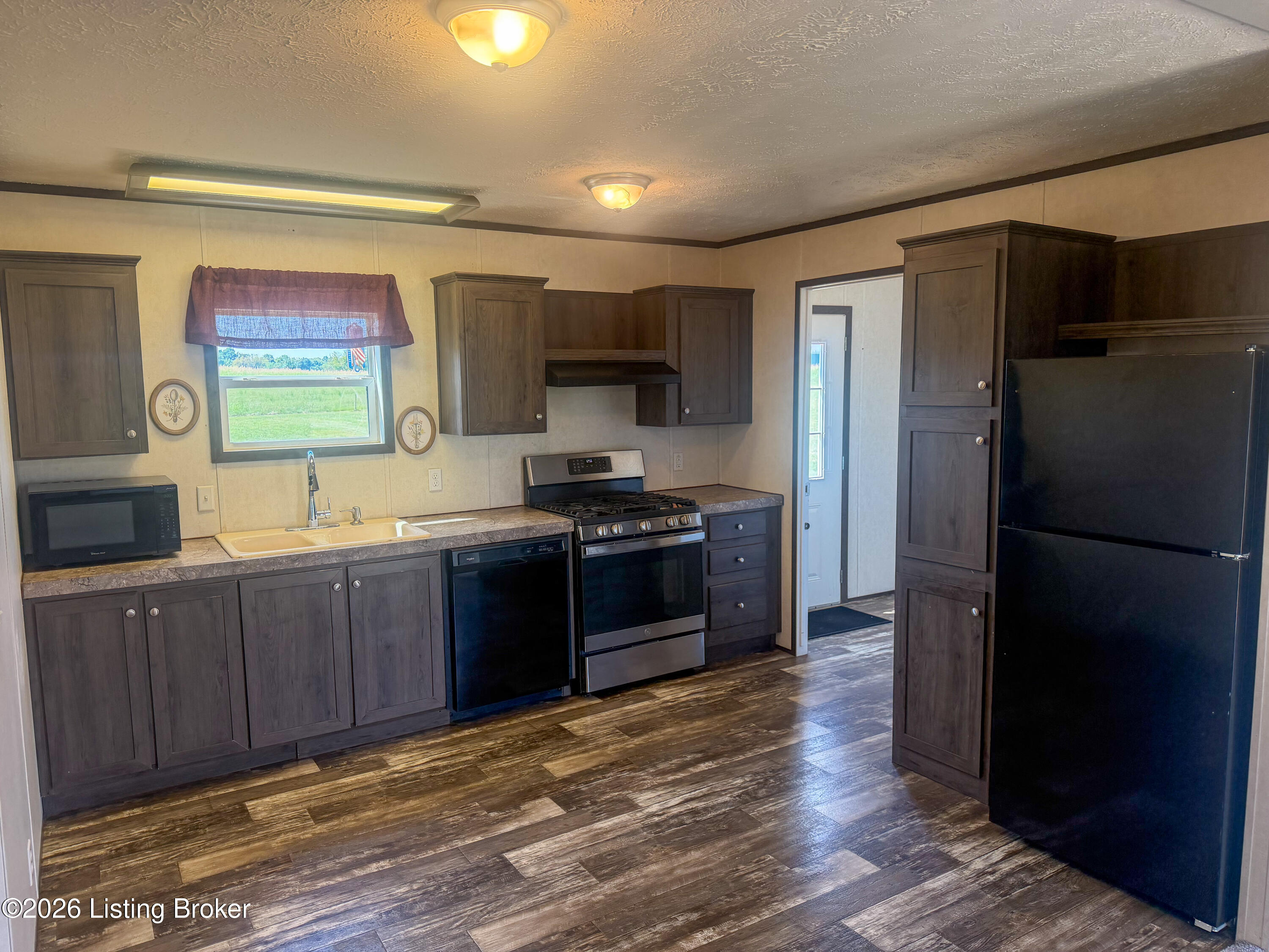 2059 Us-60 Property Photo 23