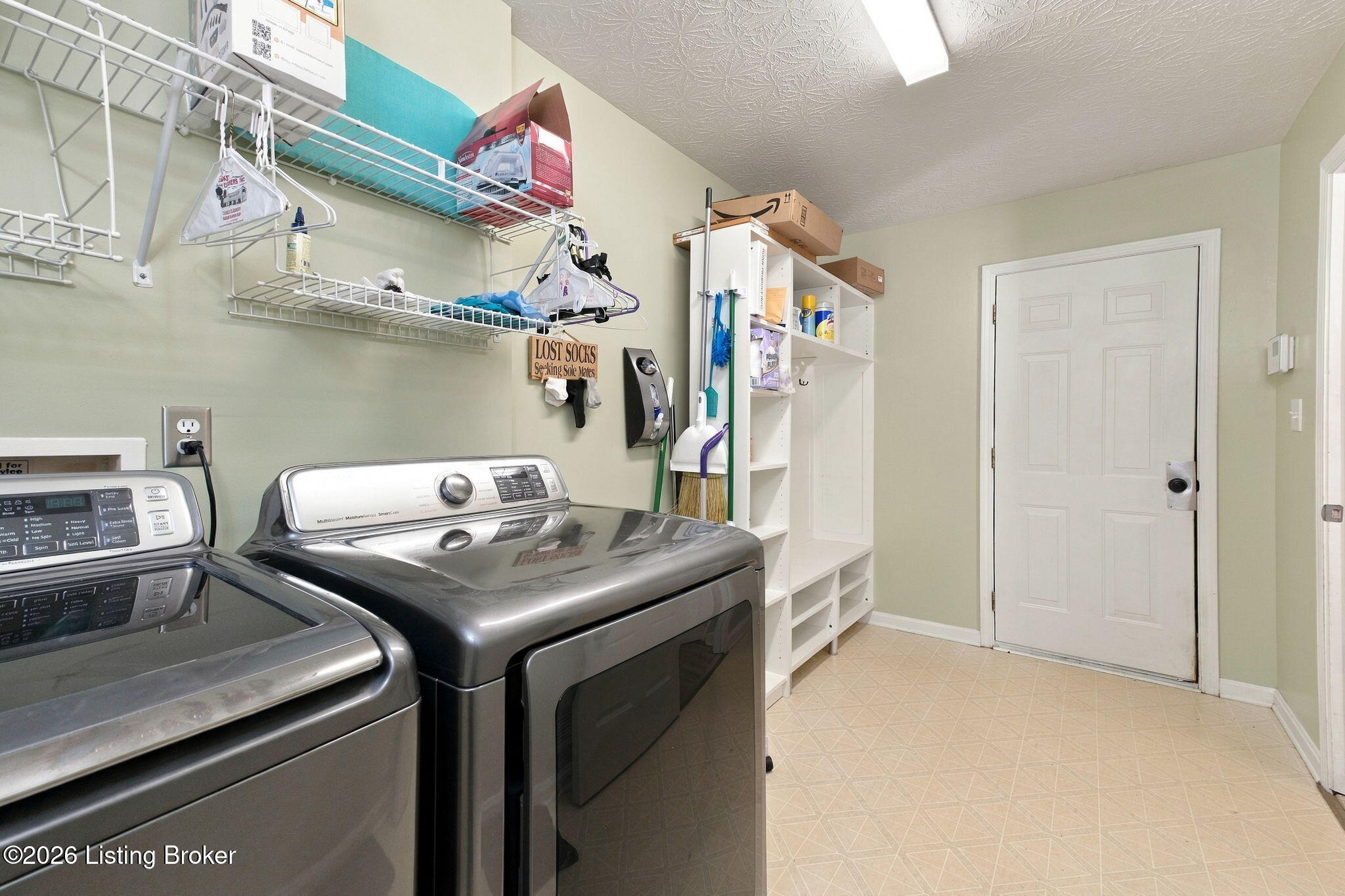 6708 Timberbend Dr Property Photo 28