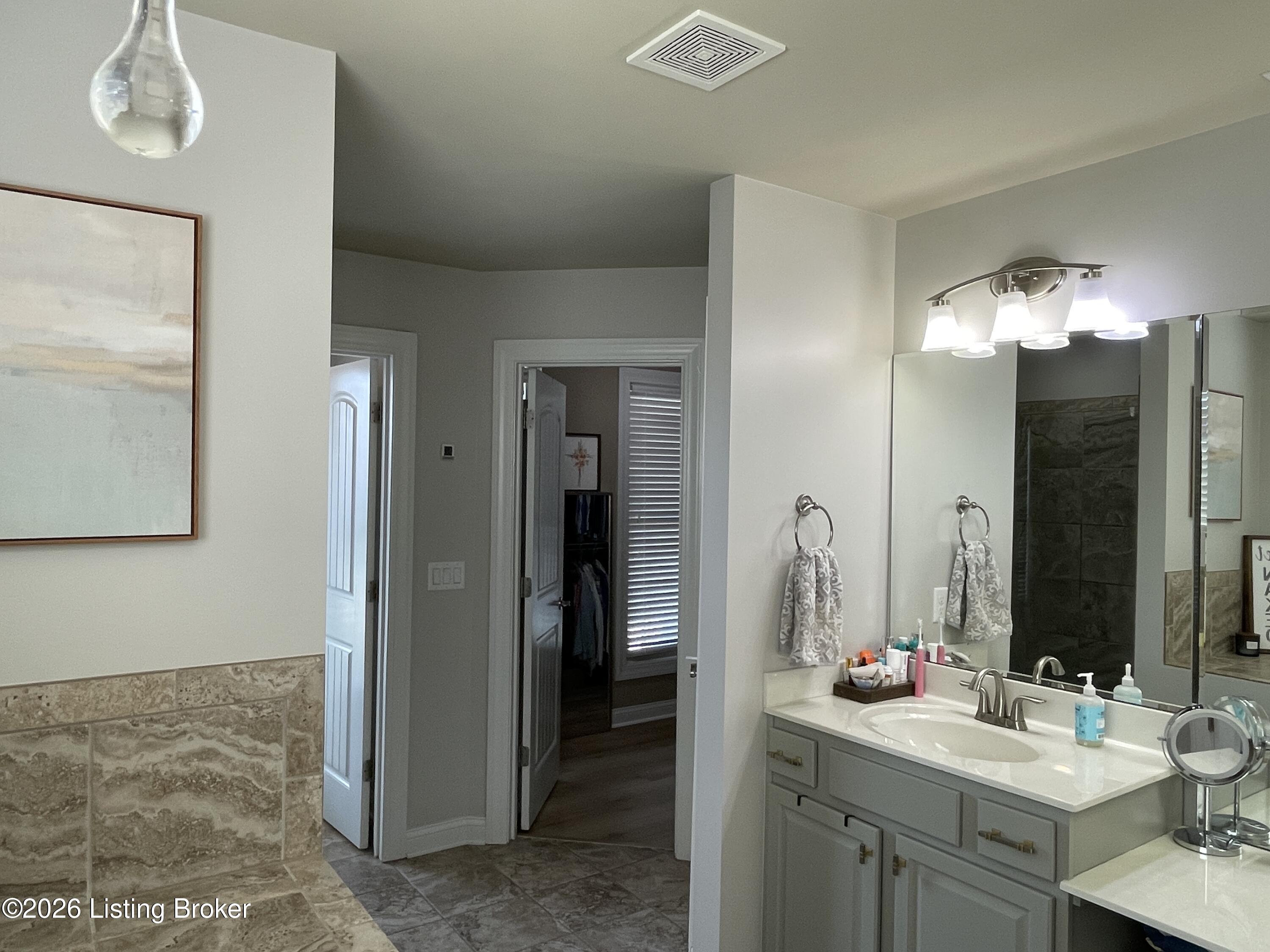 7913 Emma Ct Property Photo 27