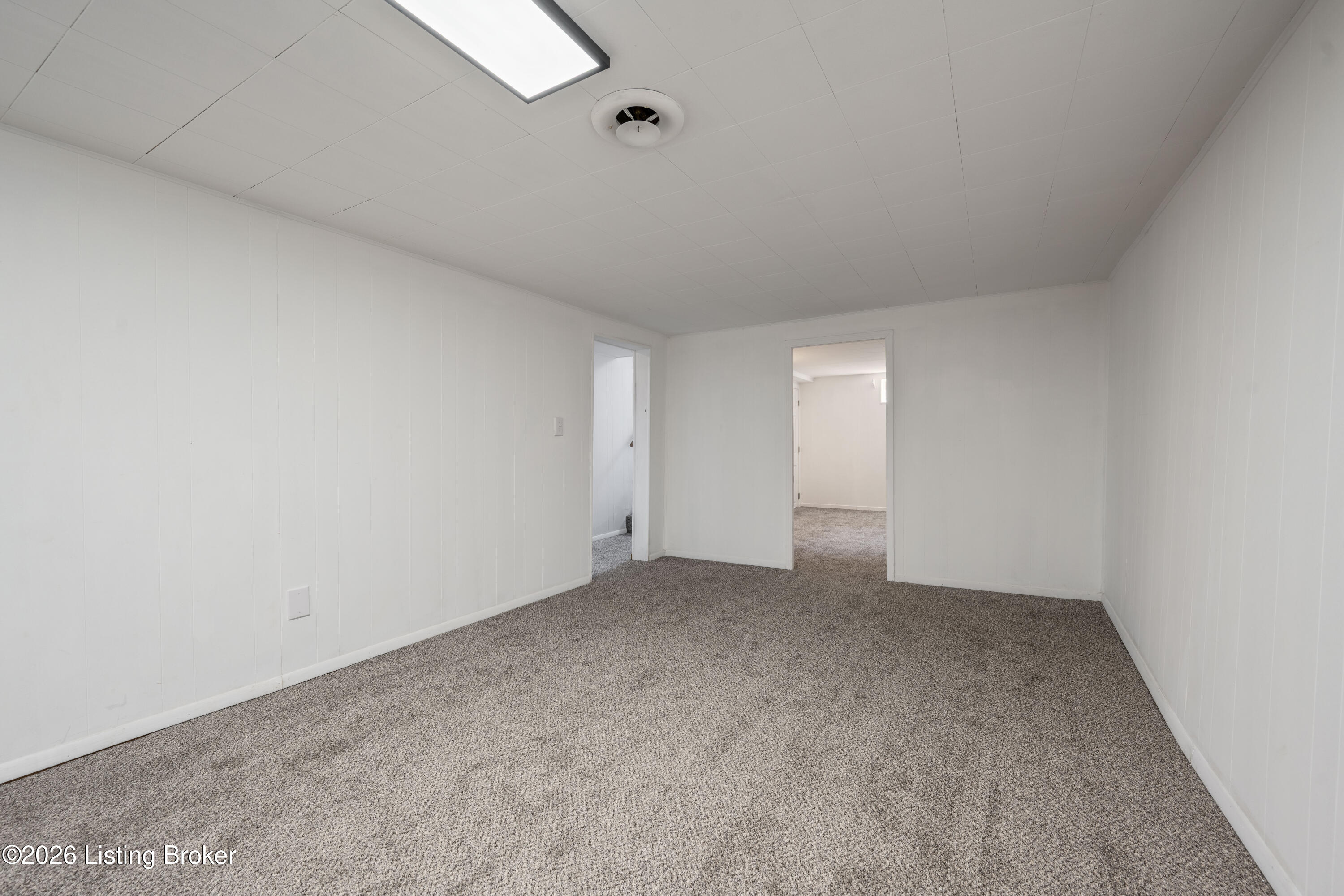 505 Westwood Dr Property Photo 14