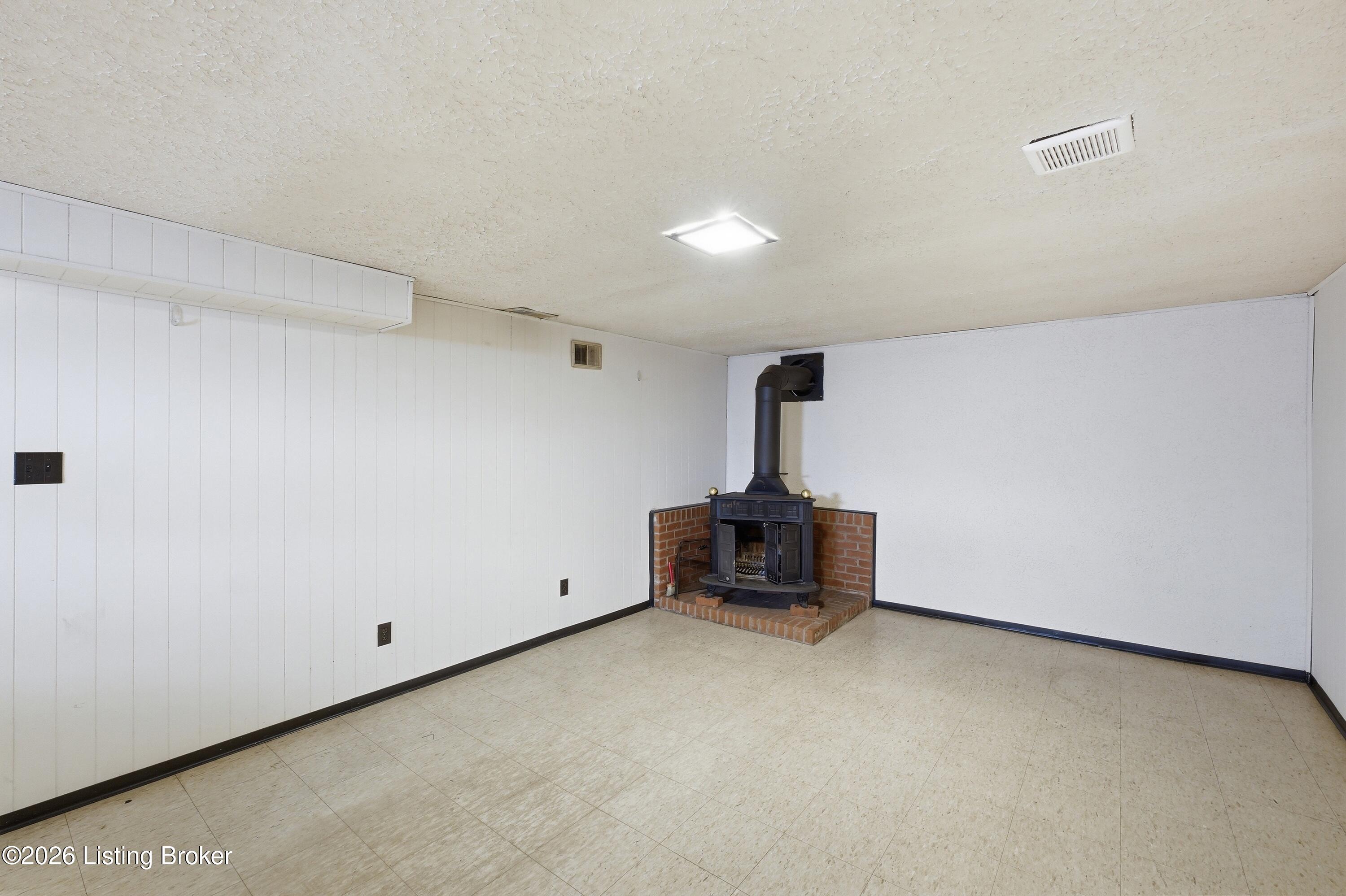 3543 Kings Hwy Property Photo 29