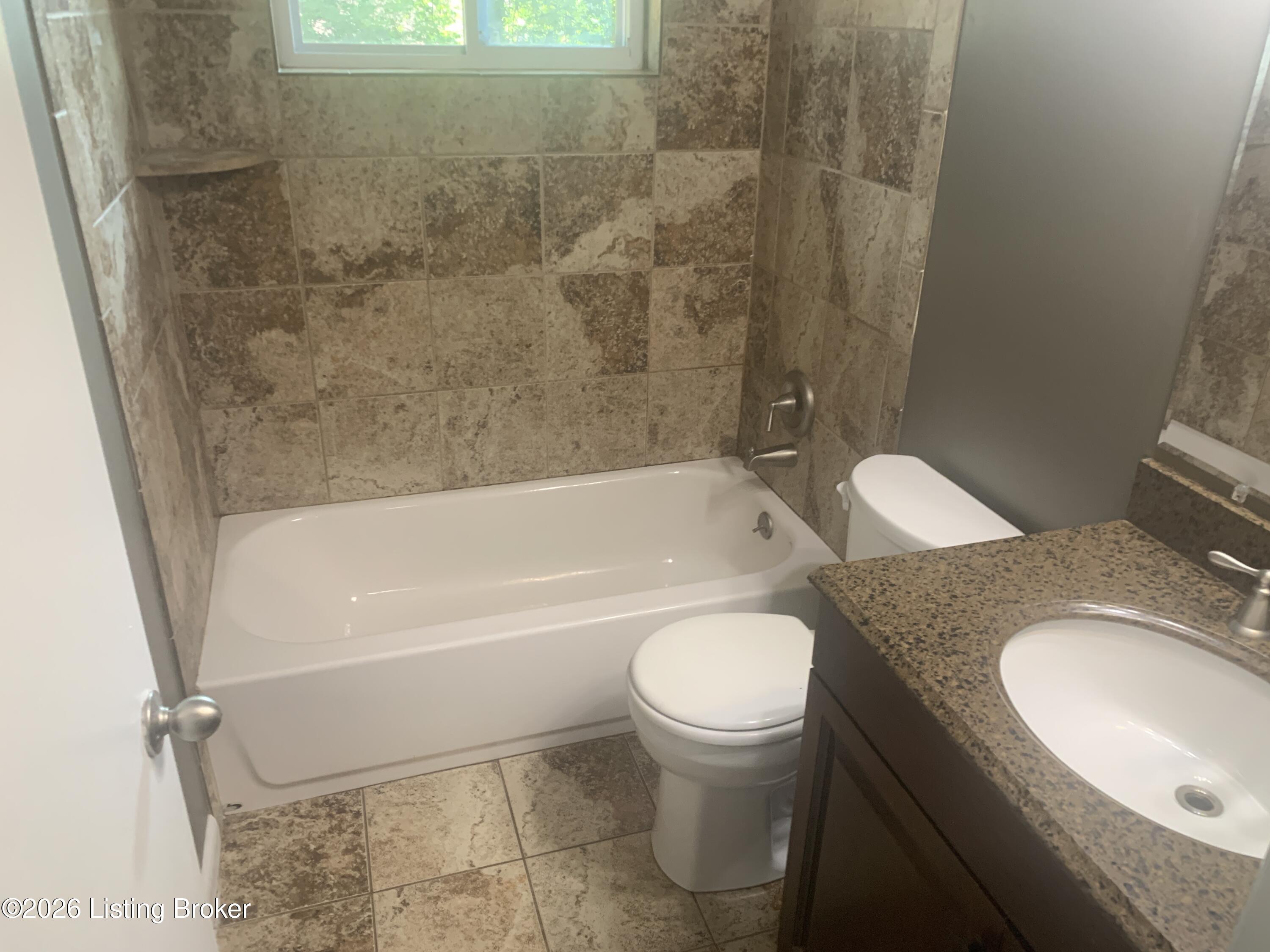 3805 Jupiter Rd Property Photo 15