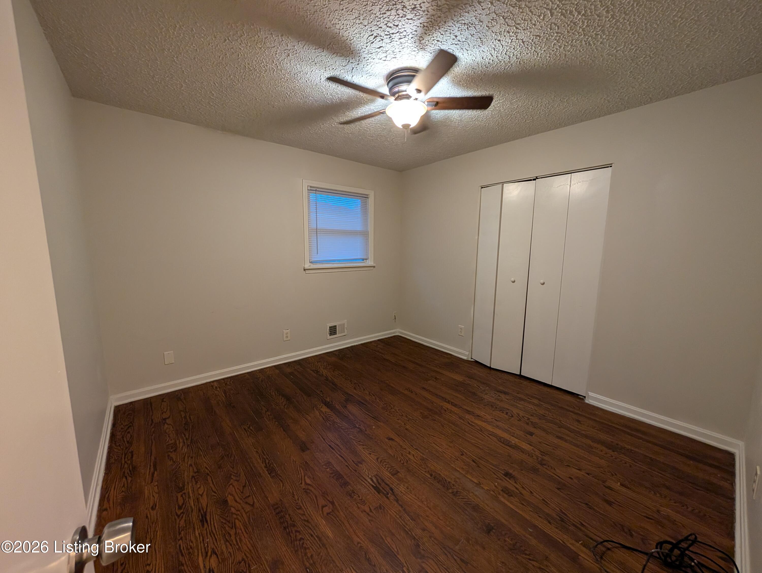 3674 Parthenia Ave Property Photo 8