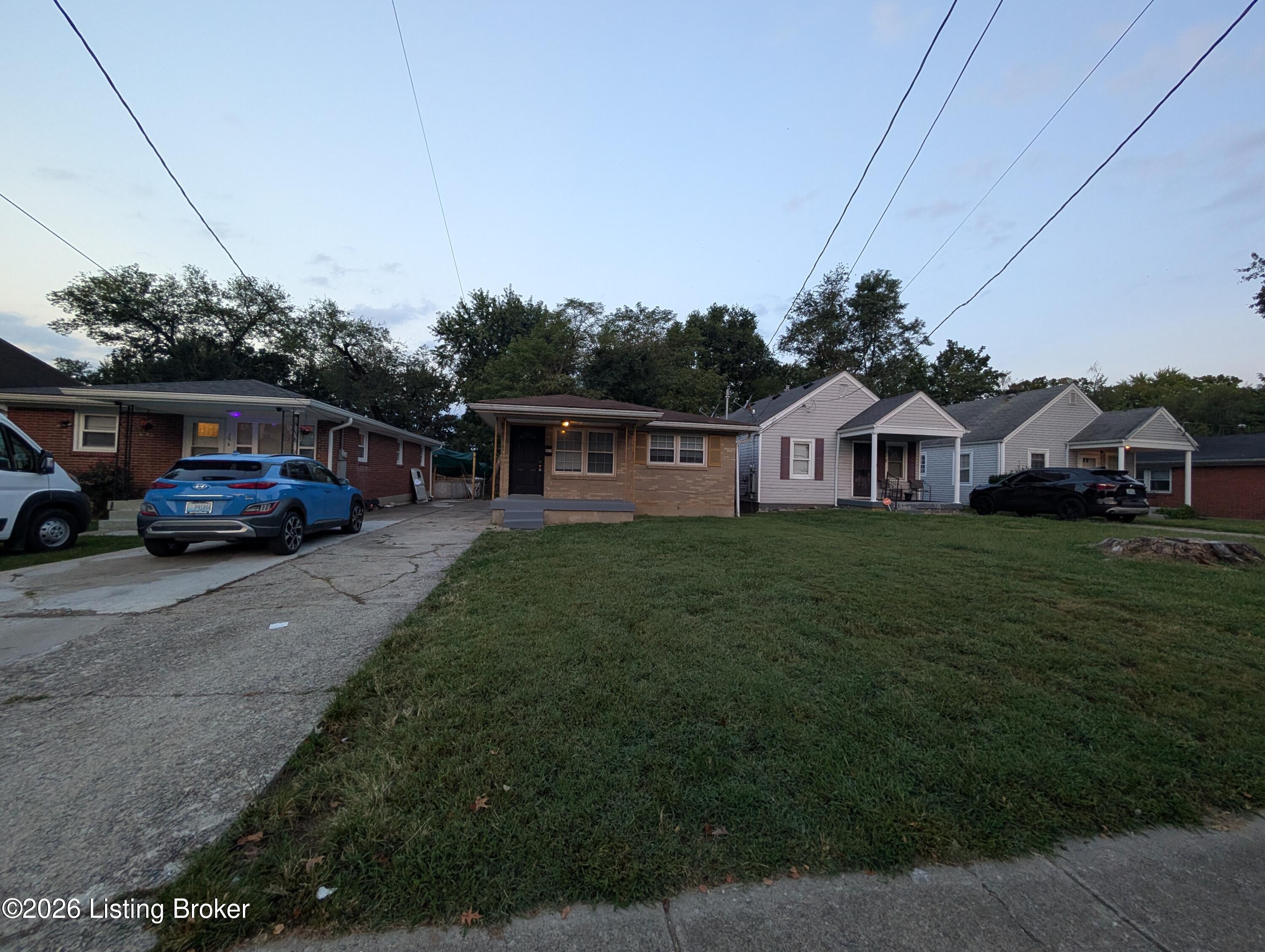3674 Parthenia Ave Property Photo 12