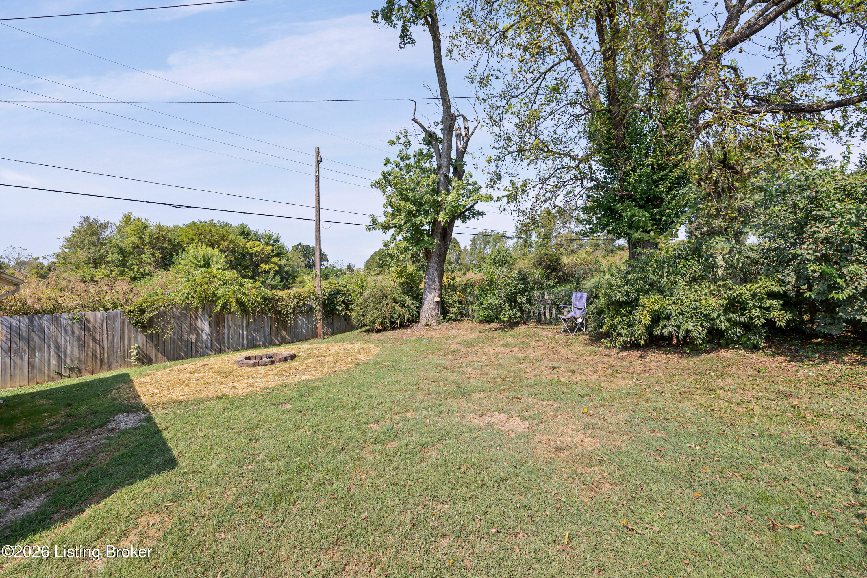 301 Ardmore Ln Property Photo 28
