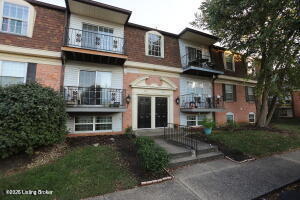208 Flanders Ct APT 3 Property Photo 1