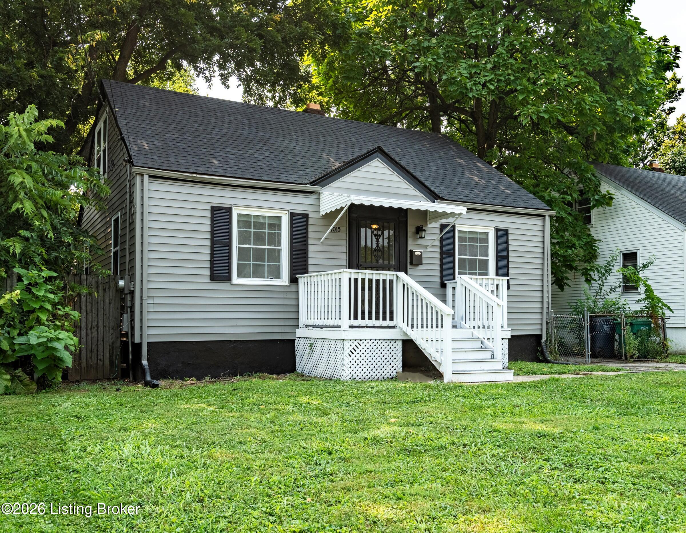 4015 Valley View Dr Property Photo 2