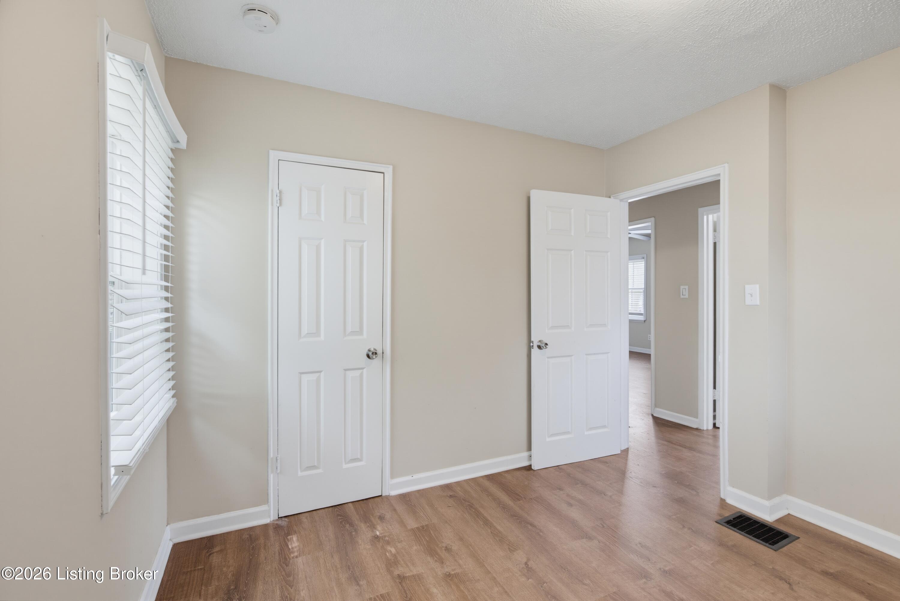 4015 Valley View Dr Property Photo 21