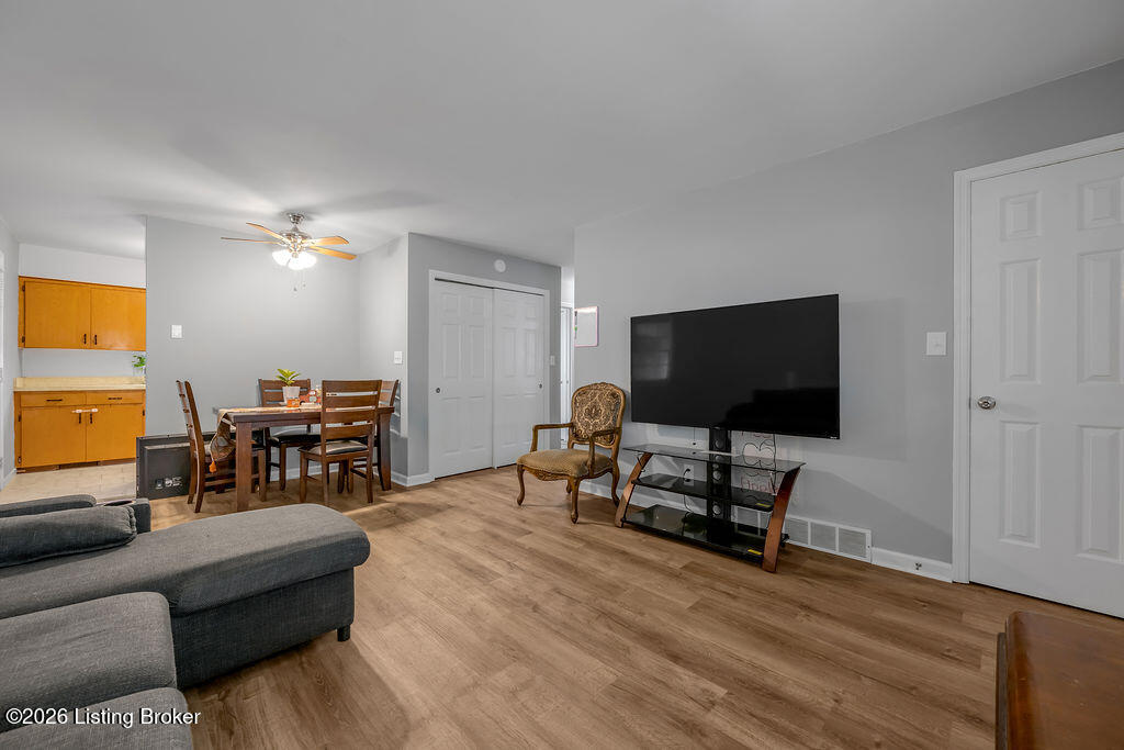 103 John St Property Photo 8