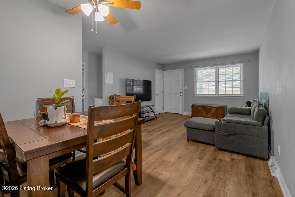 103 John St Property Photo 11