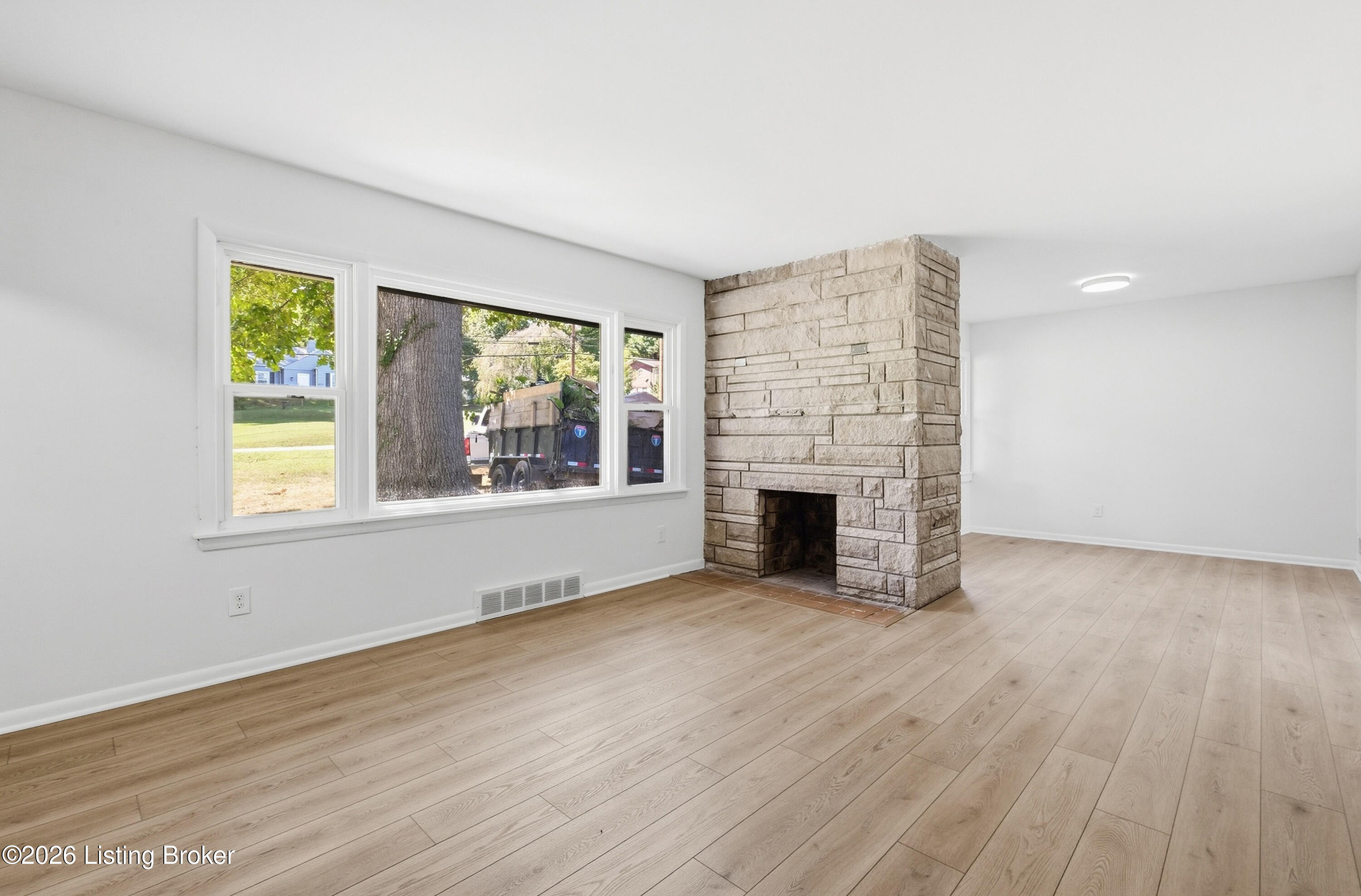 811 Gagel Ave Property Photo 5