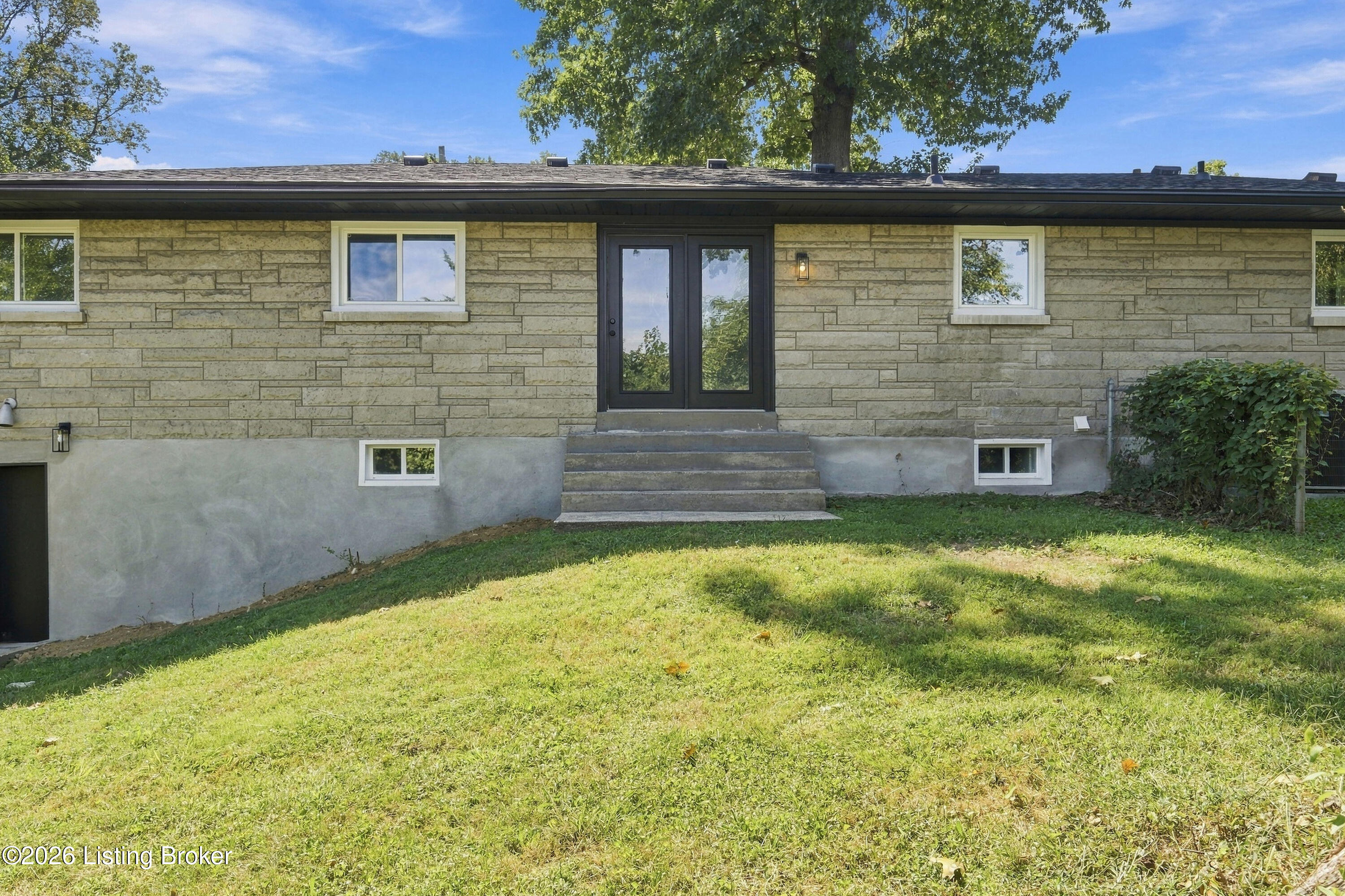 811 Gagel Ave Property Photo 40