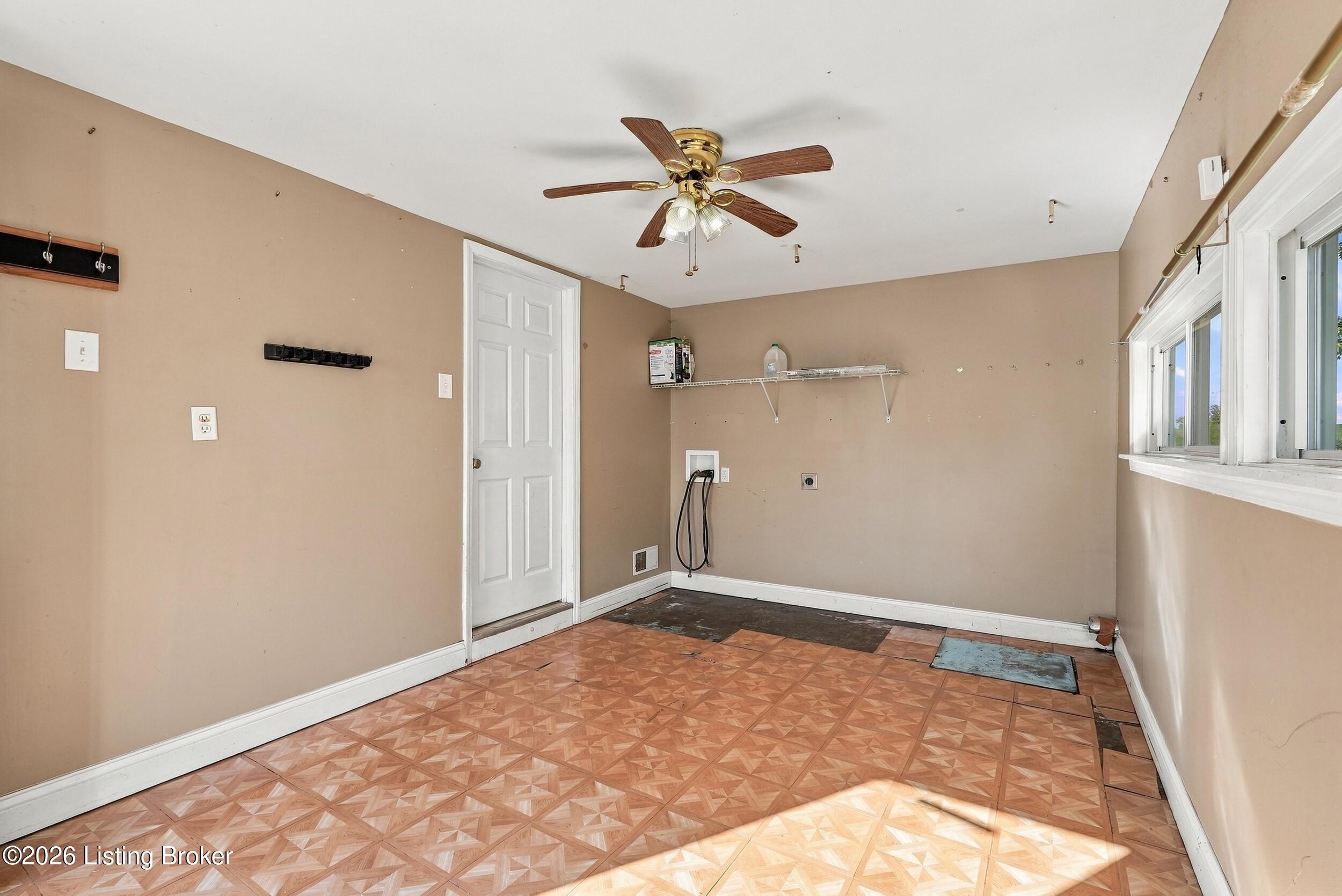 520 Peck Pike Rd Property Photo 38