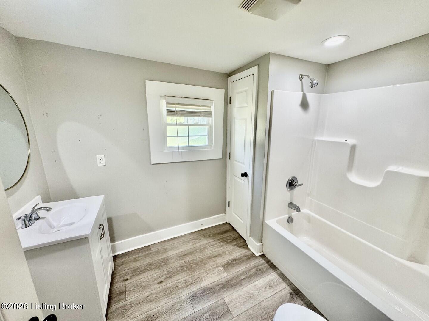 219 E Virginia Ave Property Photo 15