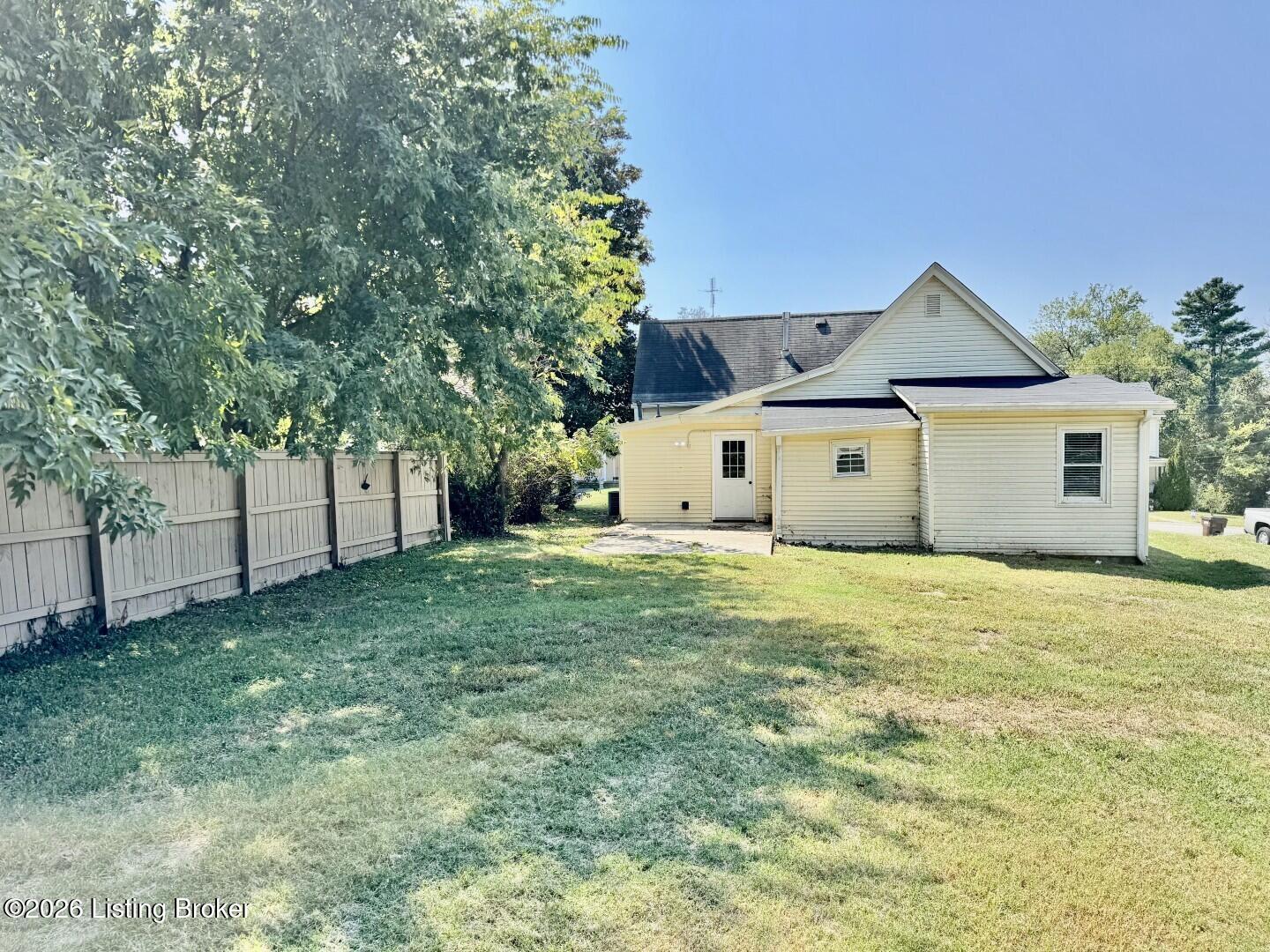 219 E Virginia Ave Property Photo 19