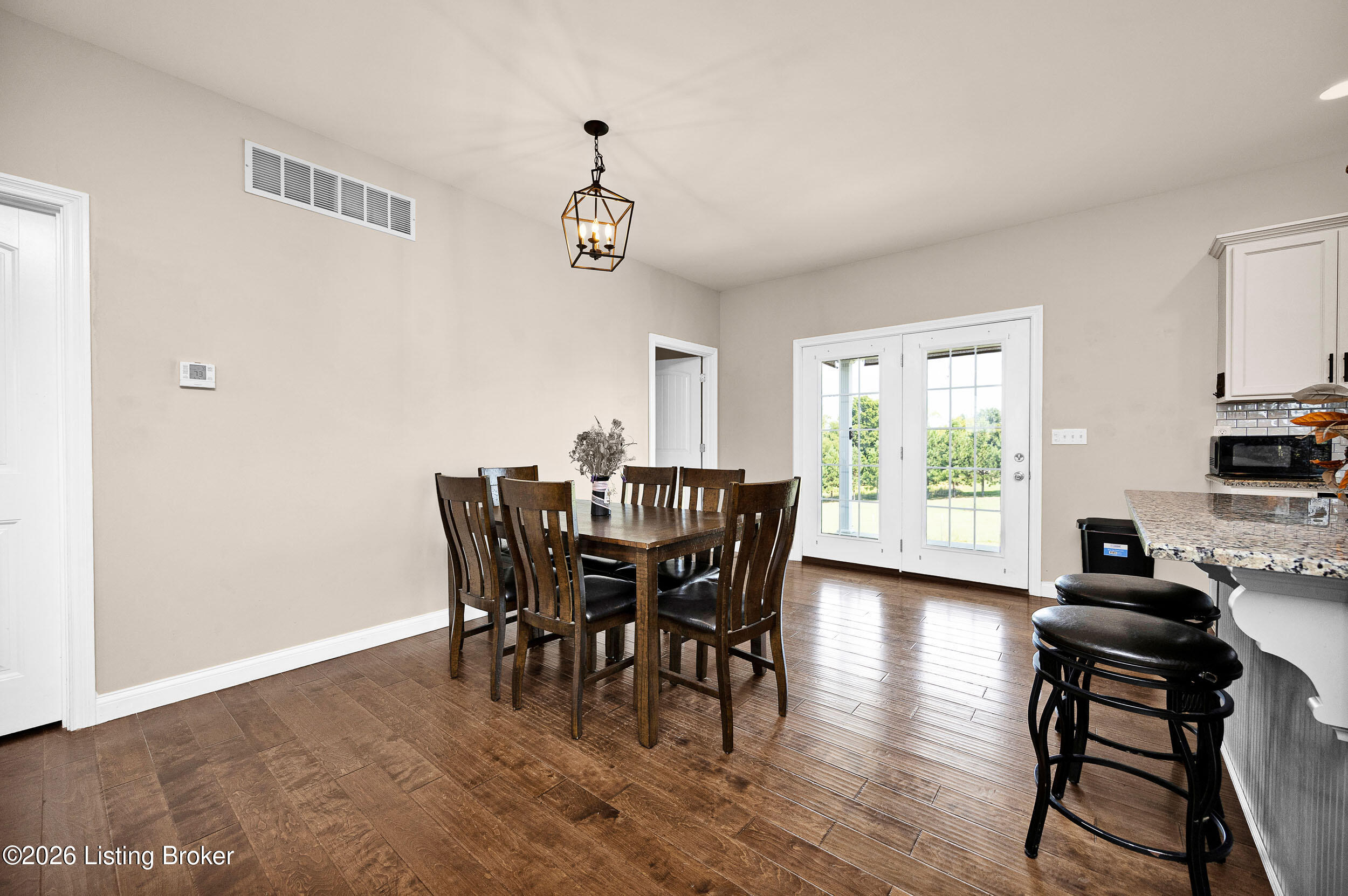102 Comanche Ct Property Photo 32