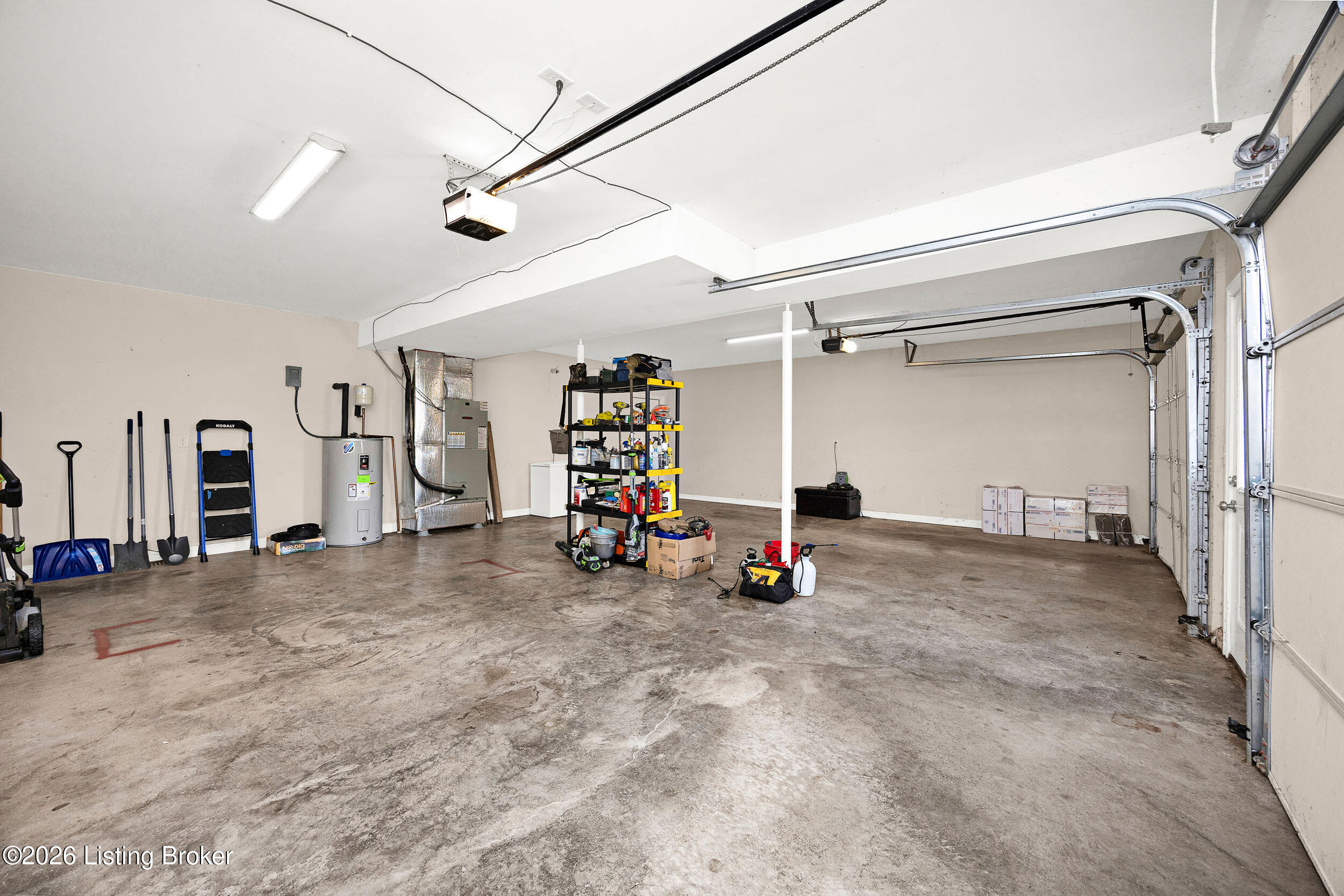 102 Comanche Ct Property Photo 39