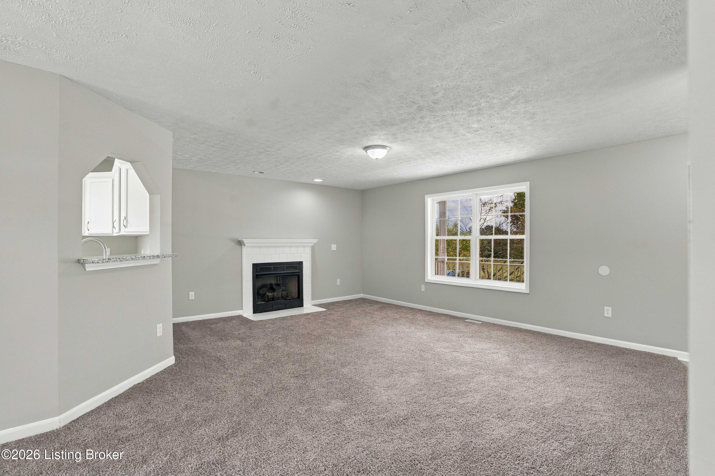 380 Ireland School Rd Property Photo 2