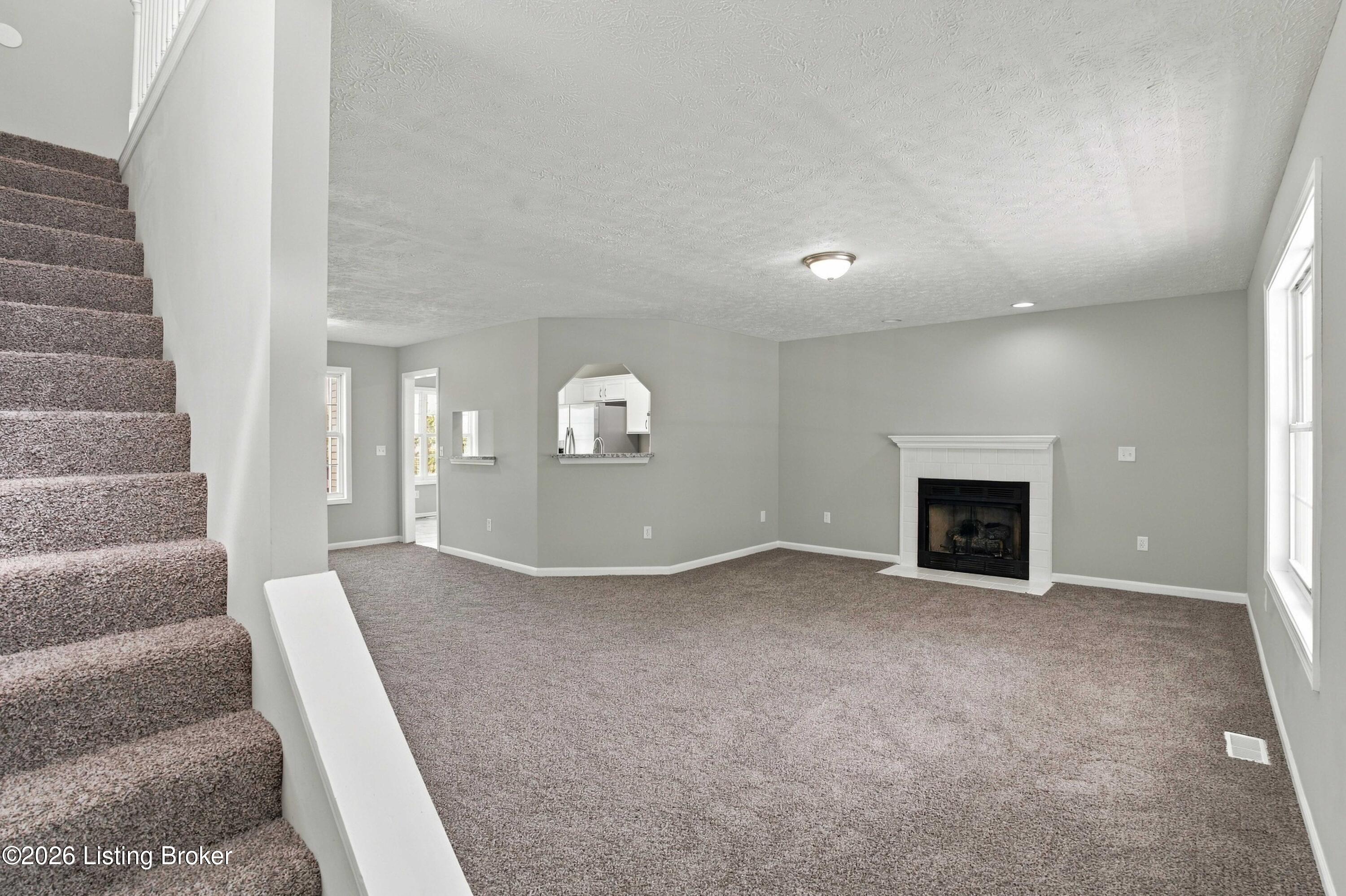 380 Ireland School Rd Property Photo 3