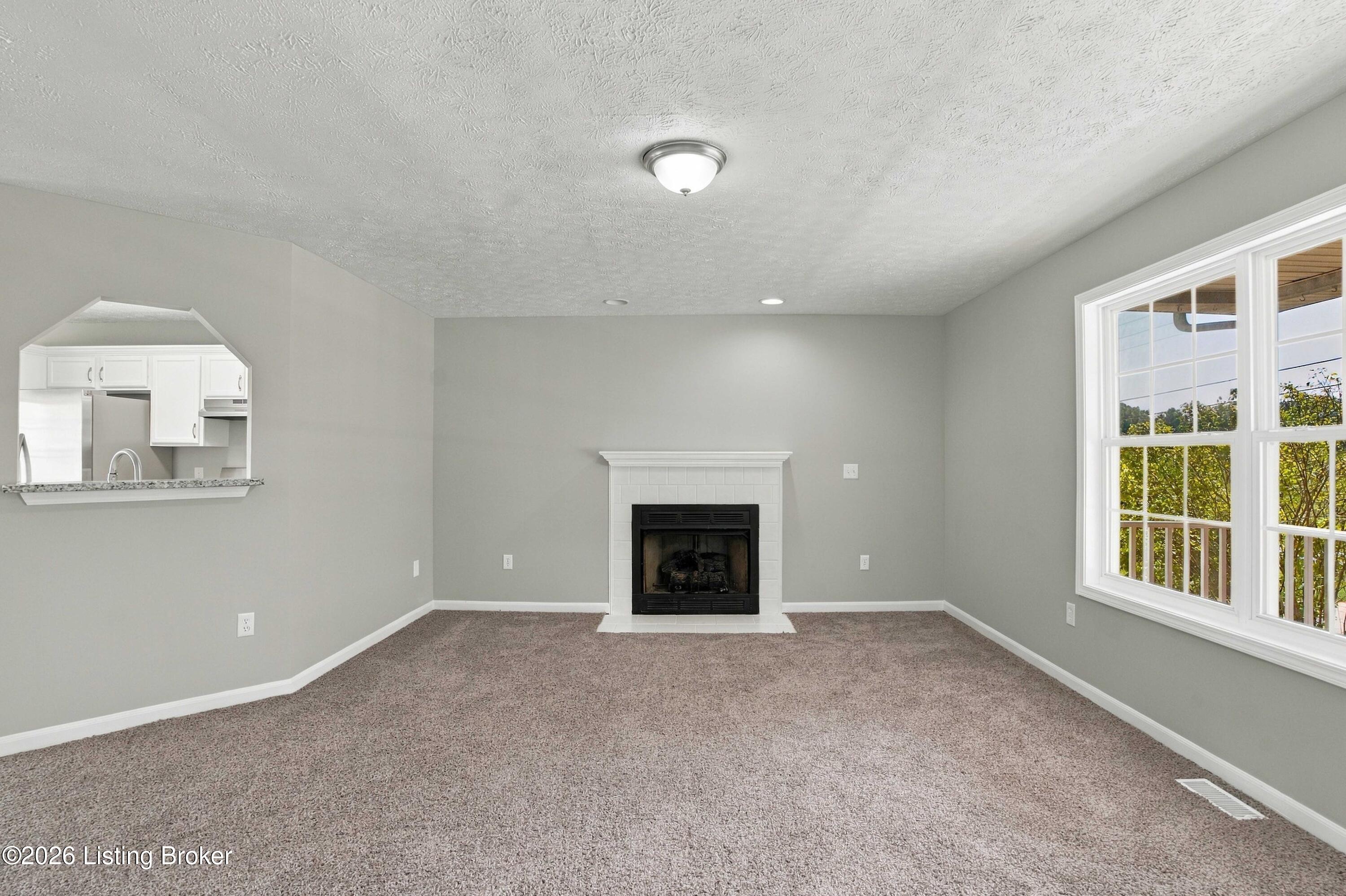 380 Ireland School Rd Property Photo 5
