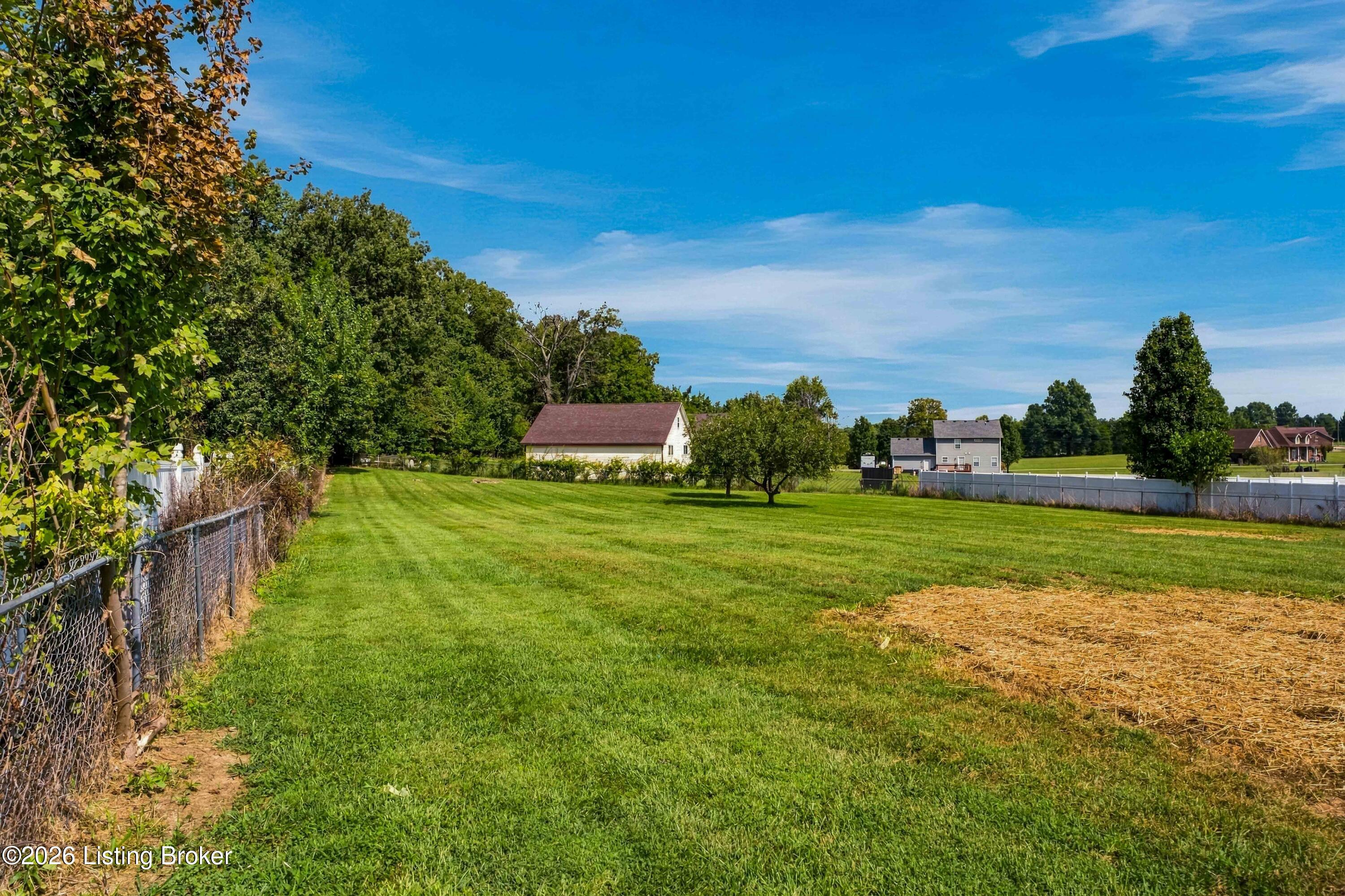 380 Ireland School Rd Property Photo 43