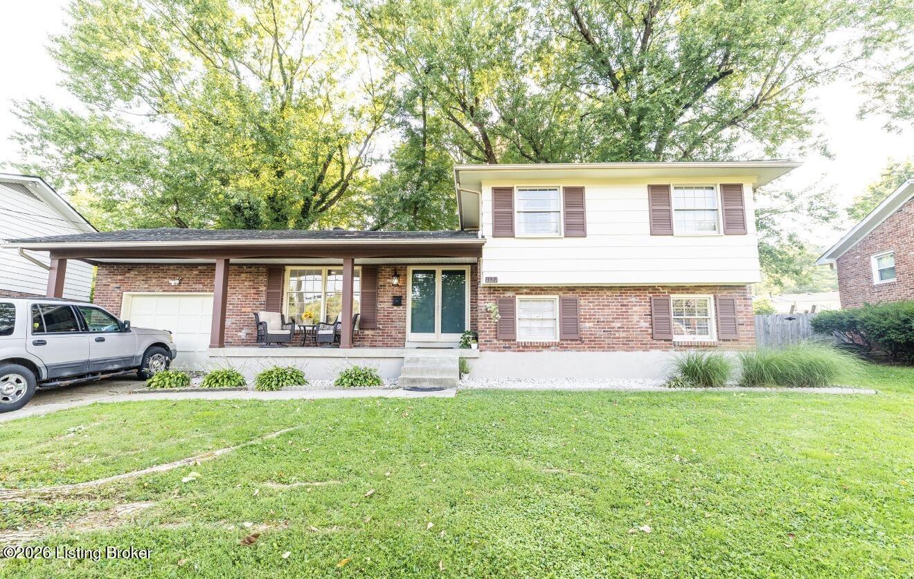 1121 Hennepin Dr Property Photo 1