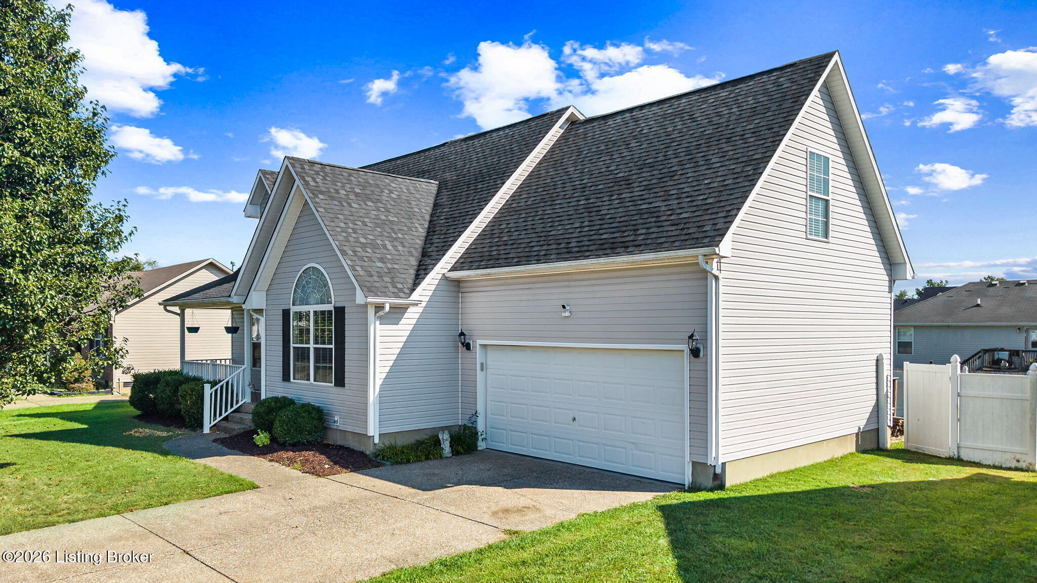 164 White Blossom Dr Property Photo 2