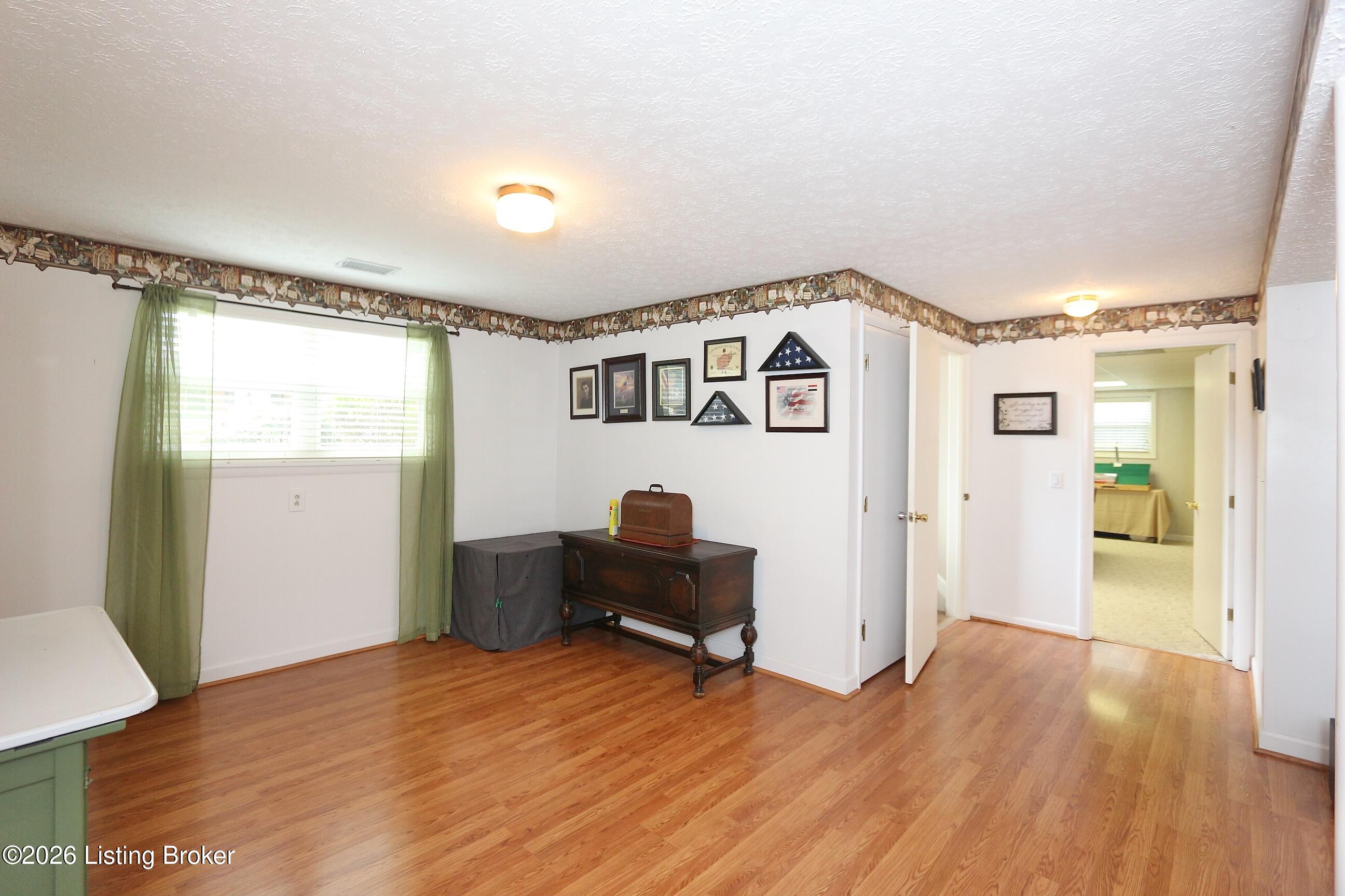 1246 Gail Dr Property Photo 27