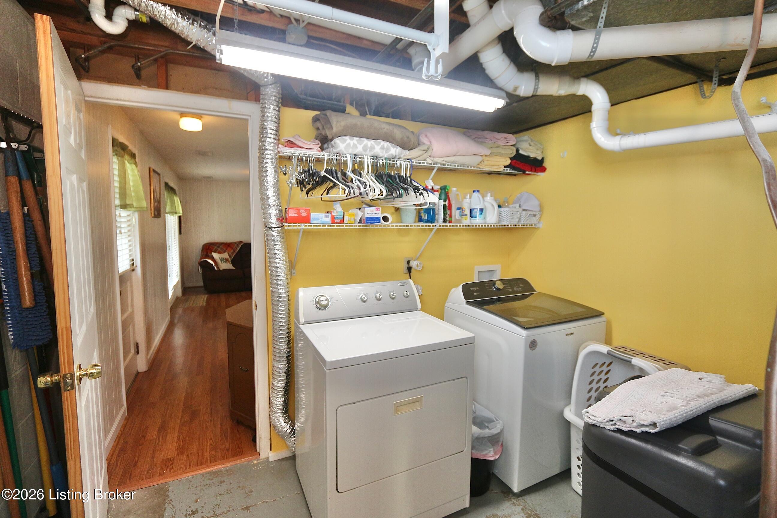 1246 Gail Dr Property Photo 37