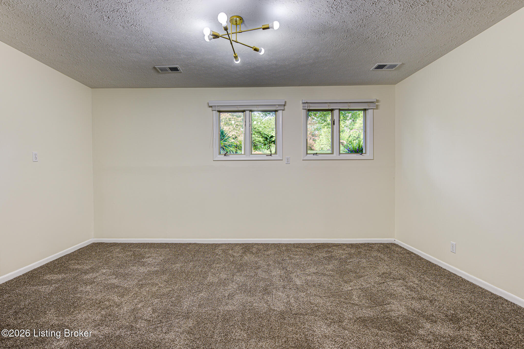 5117 Nancy Ave Property Photo 31
