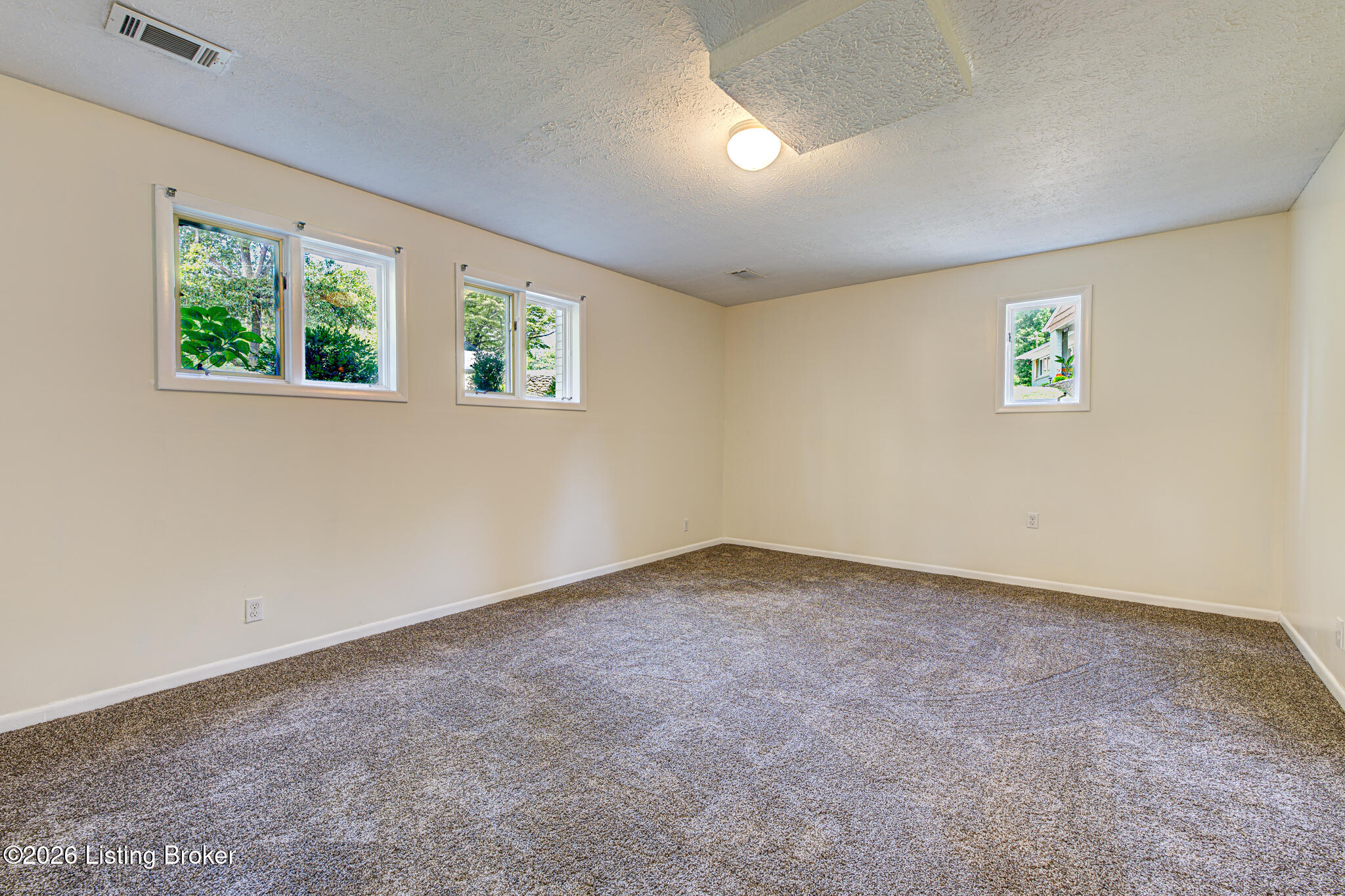5117 Nancy Ave Property Photo 33