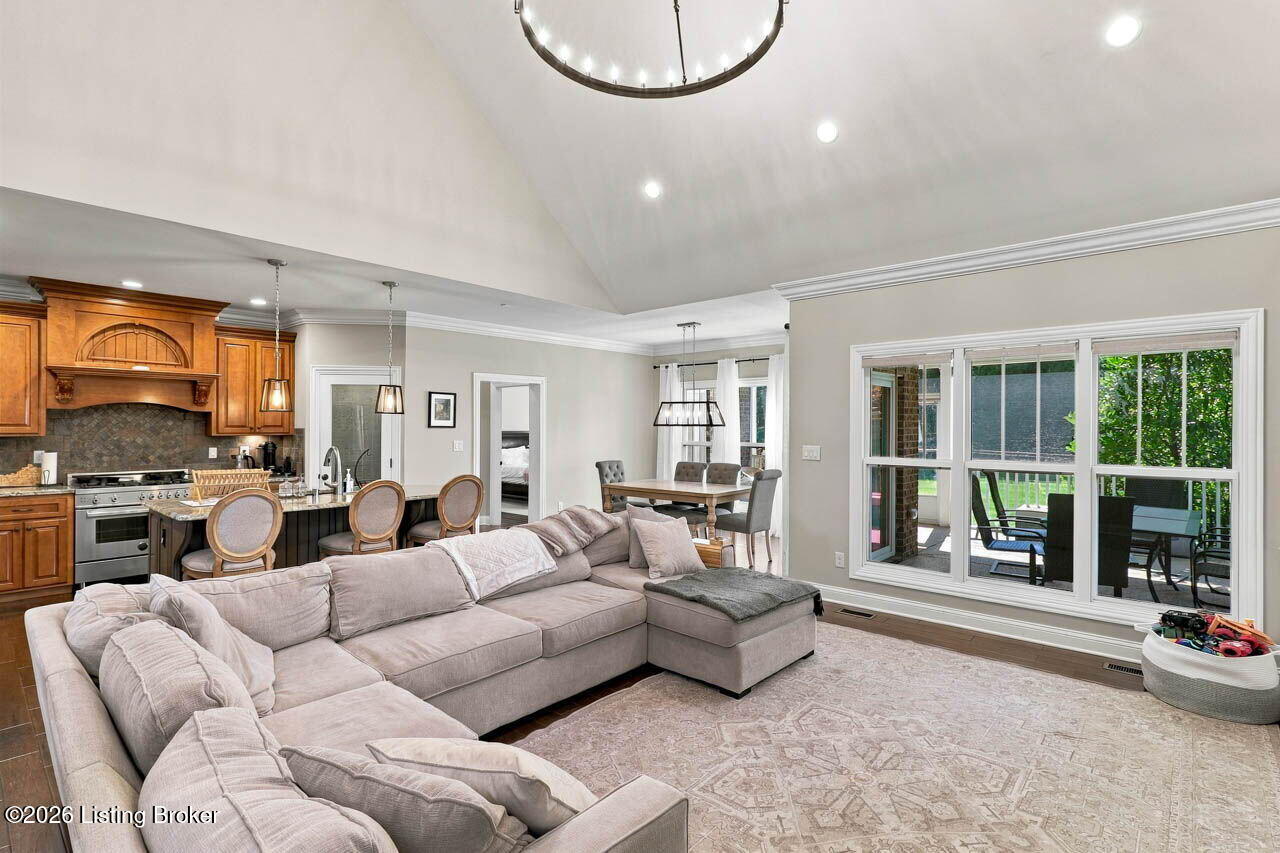 7806 Spring Farm Pointe Pl Property Photo 13
