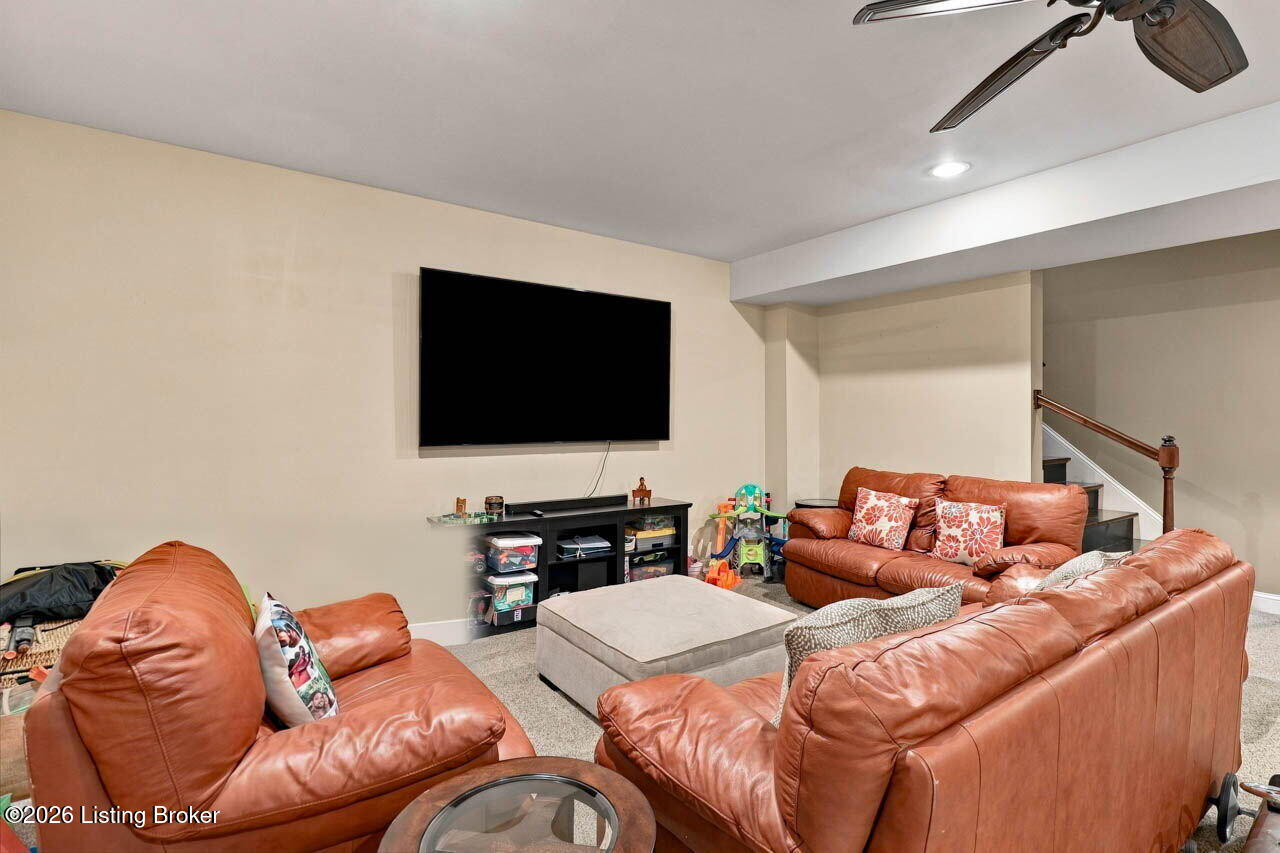 7806 Spring Farm Pointe Pl Property Photo 46
