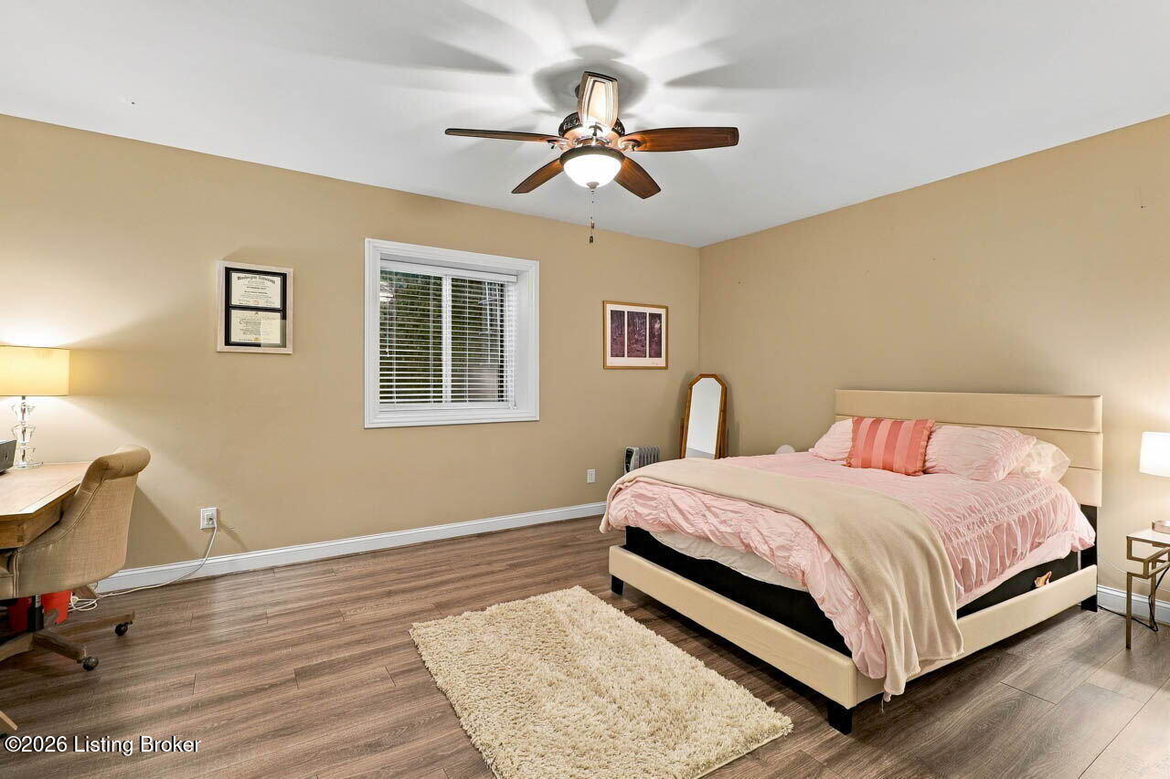 7806 Spring Farm Pointe Pl Property Photo 52